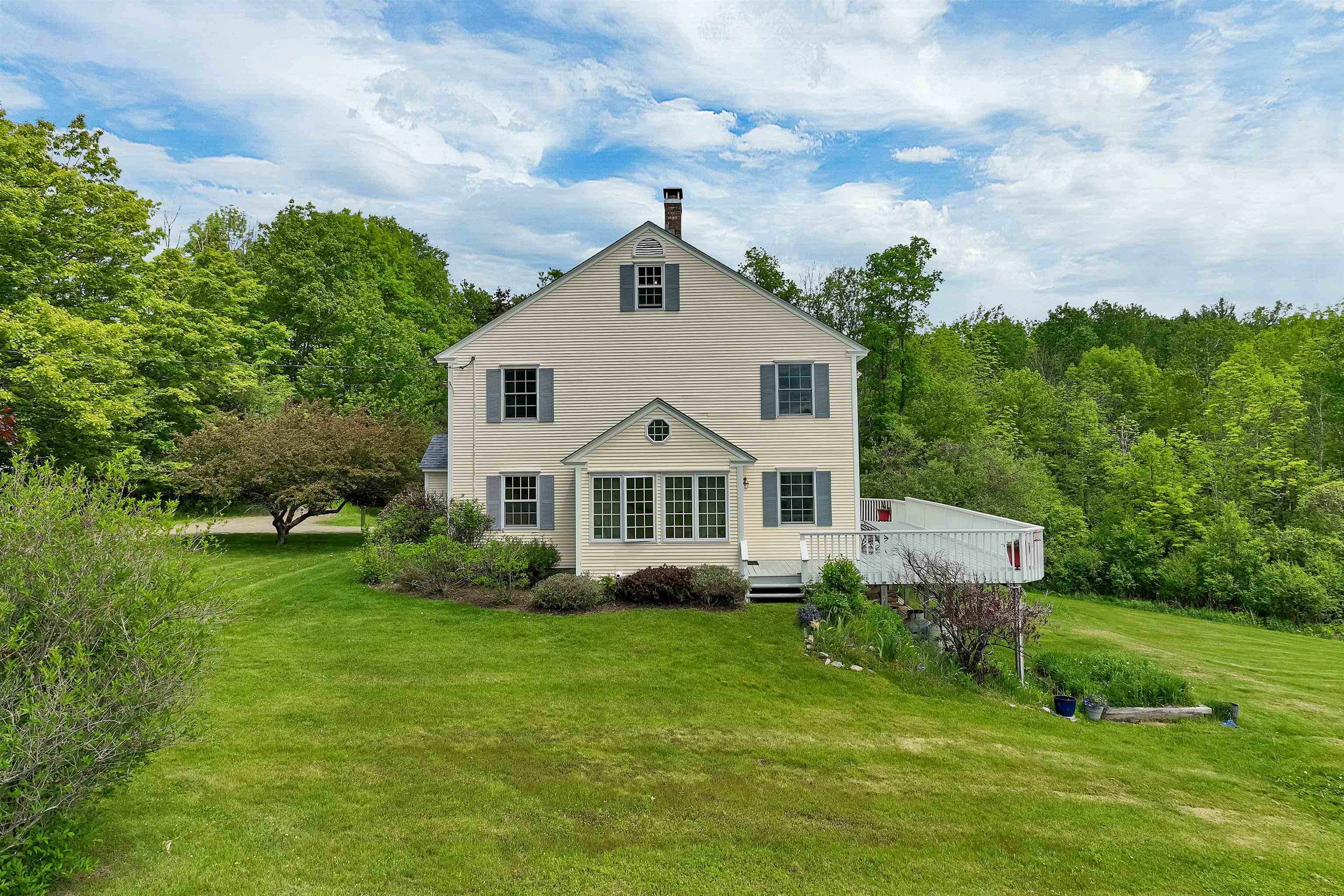 25 Wolfeboro Road Property Photo 3