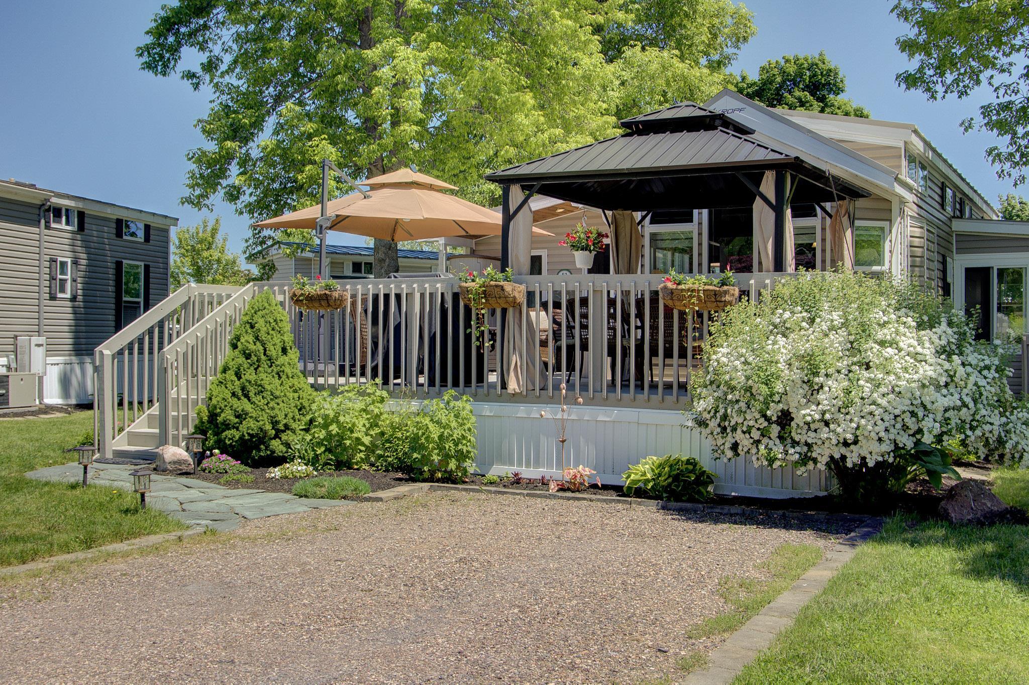 51 Island Circle Property Photo 8