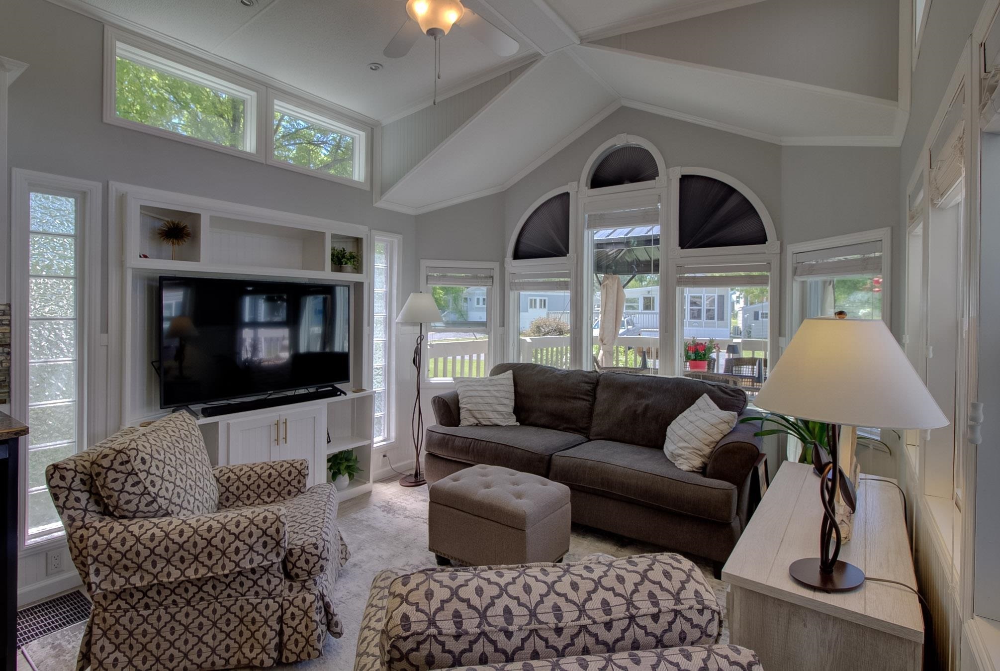 51 Island Circle Property Photo 22