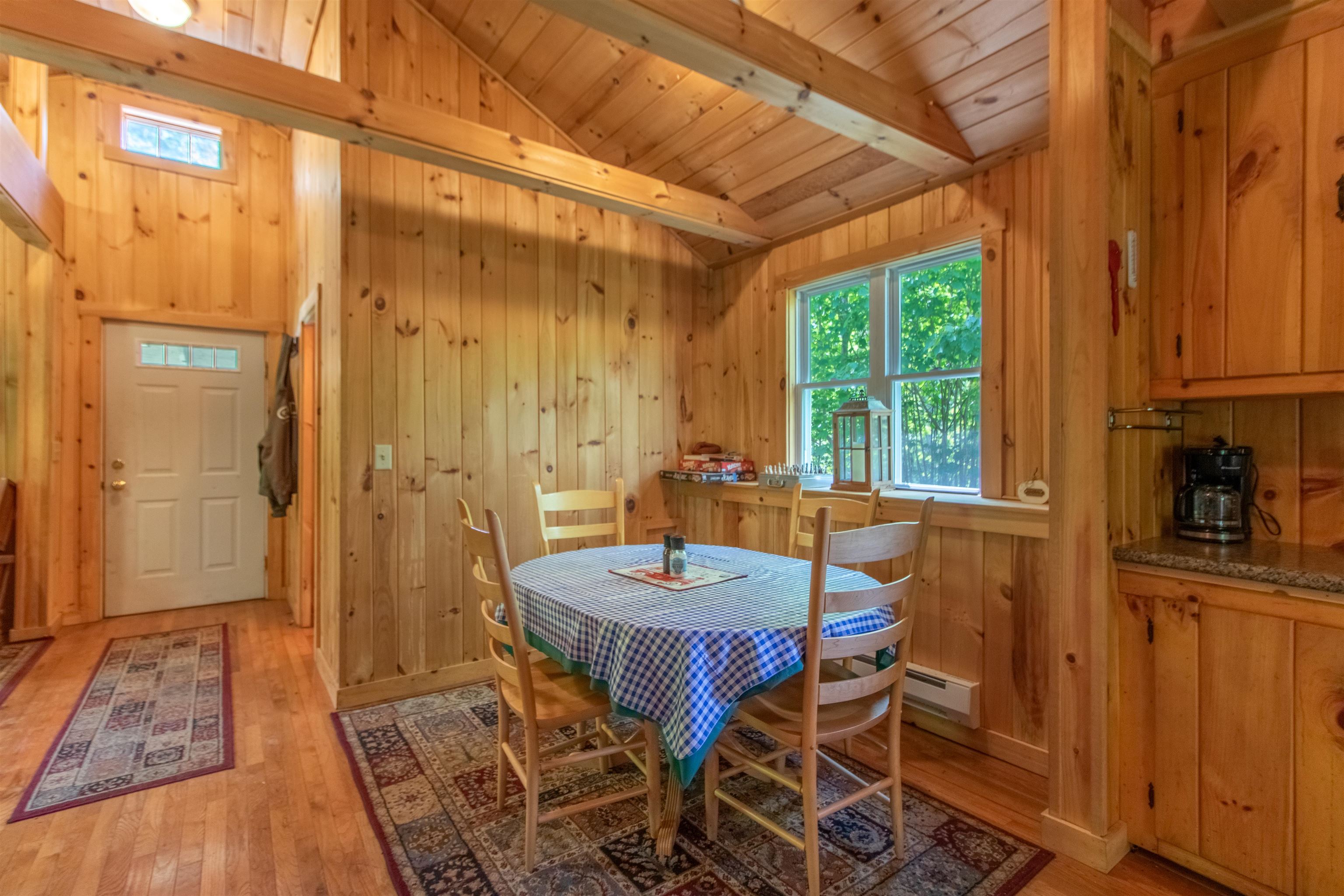 6885 Kirby Mountain Road Property Photo 13