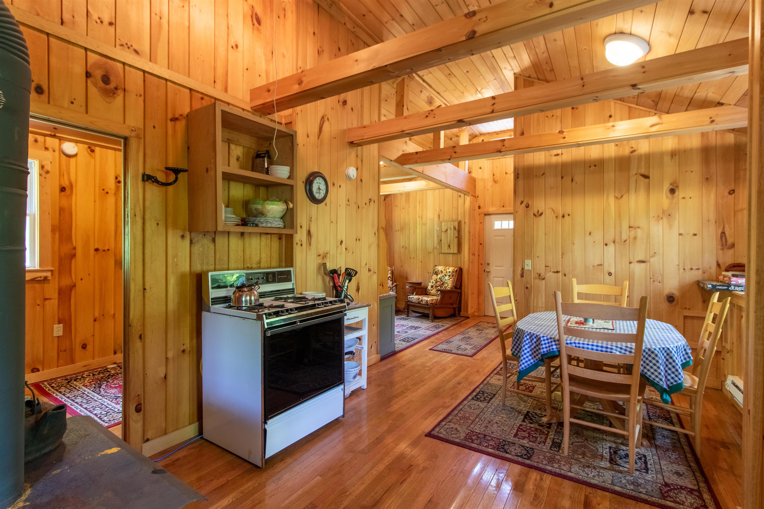 6885 Kirby Mountain Road Property Photo 17