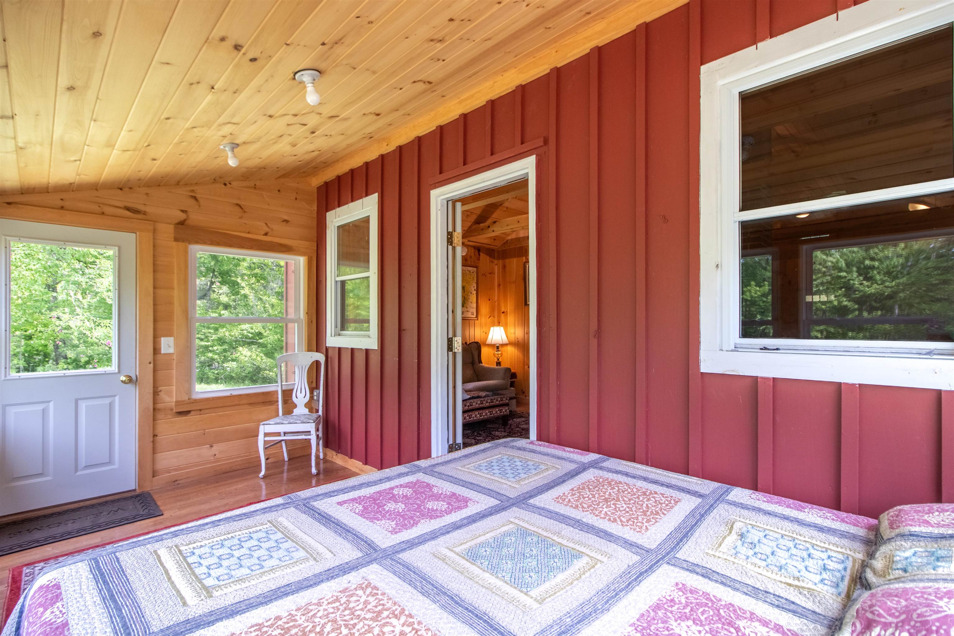6885 Kirby Mountain Road Property Photo 32