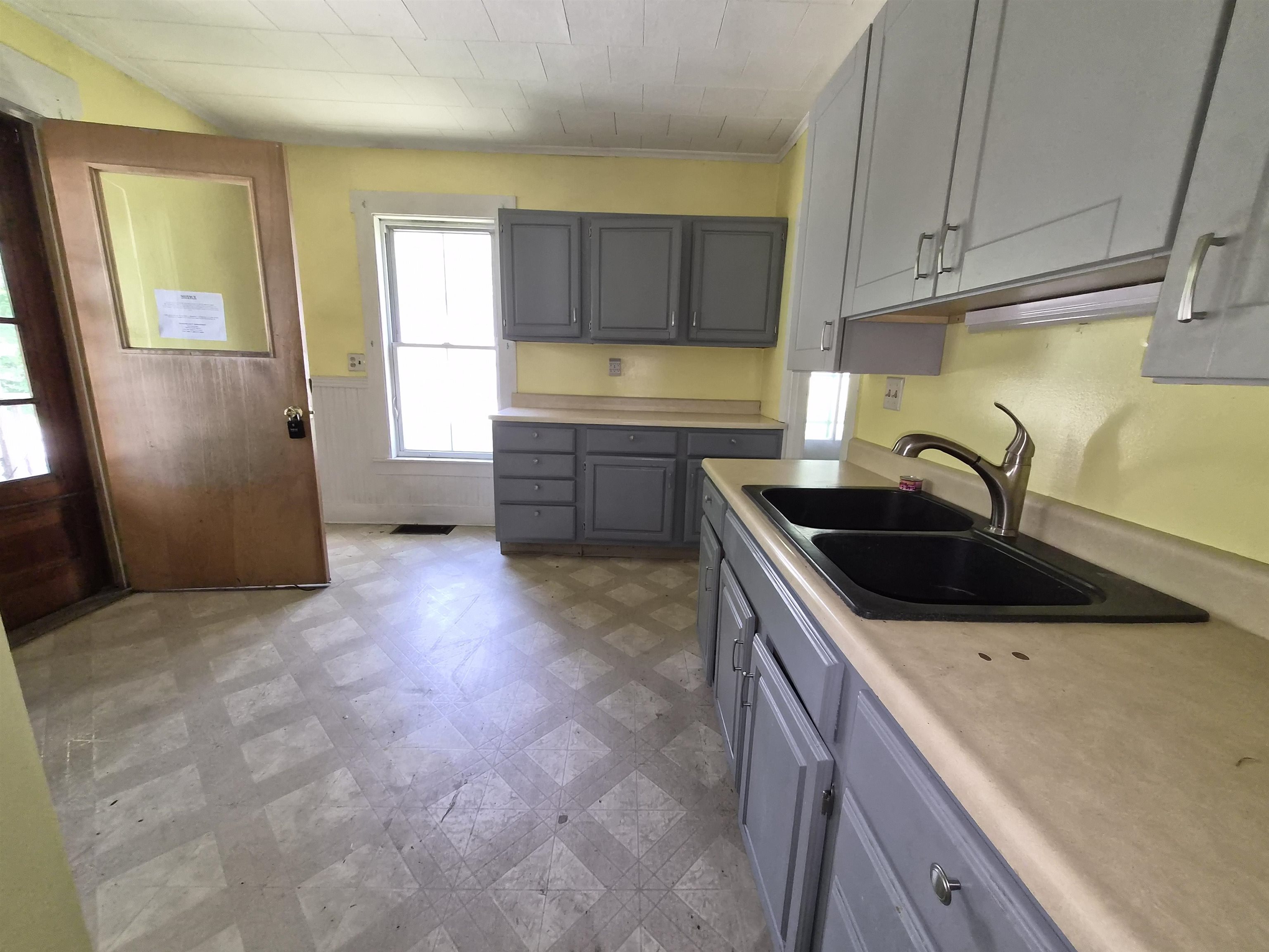 21 C Street Property Photo 6