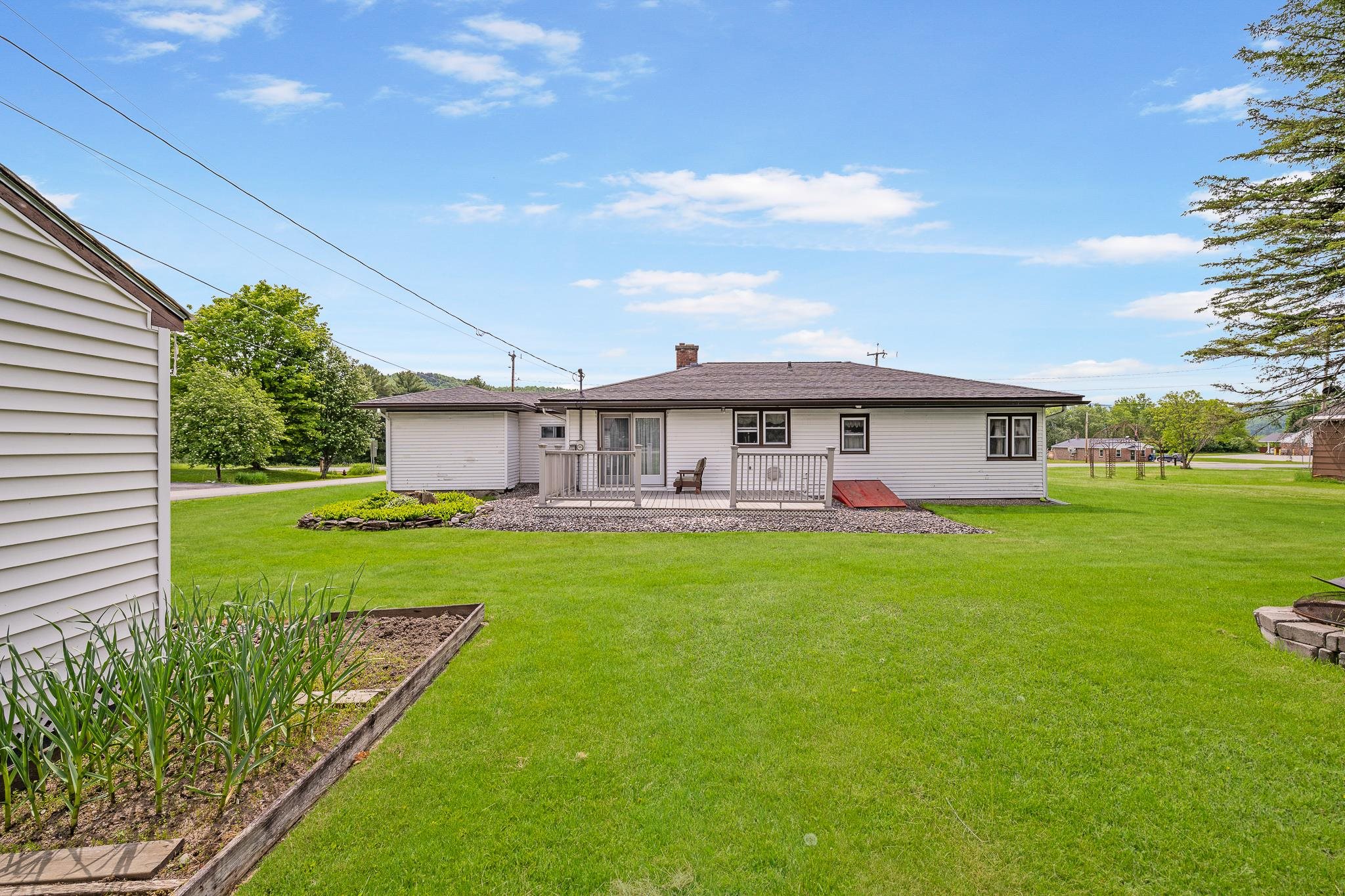 409 Christian Hill Property Photo 11