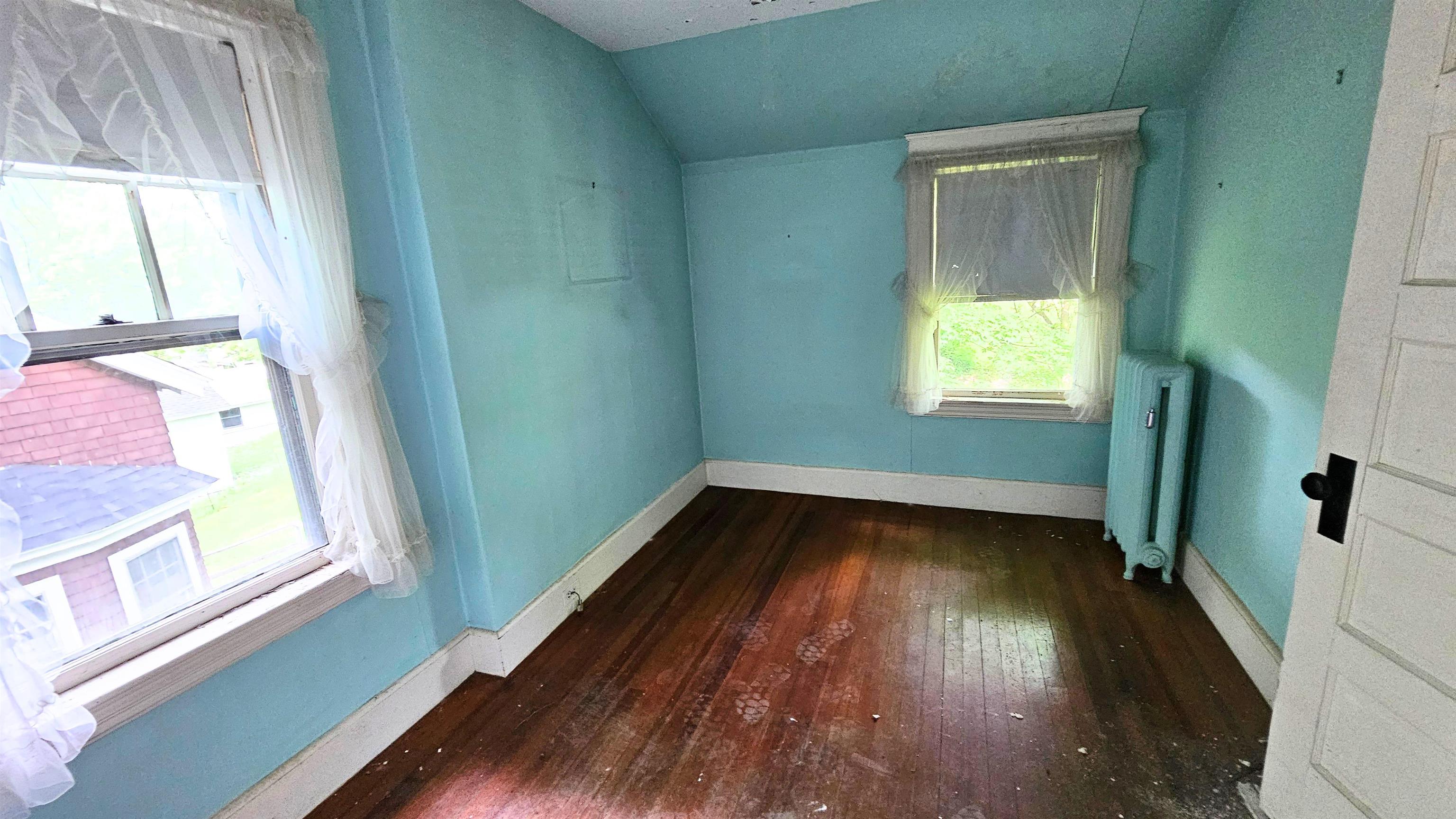17 Clement Road Property Photo 12