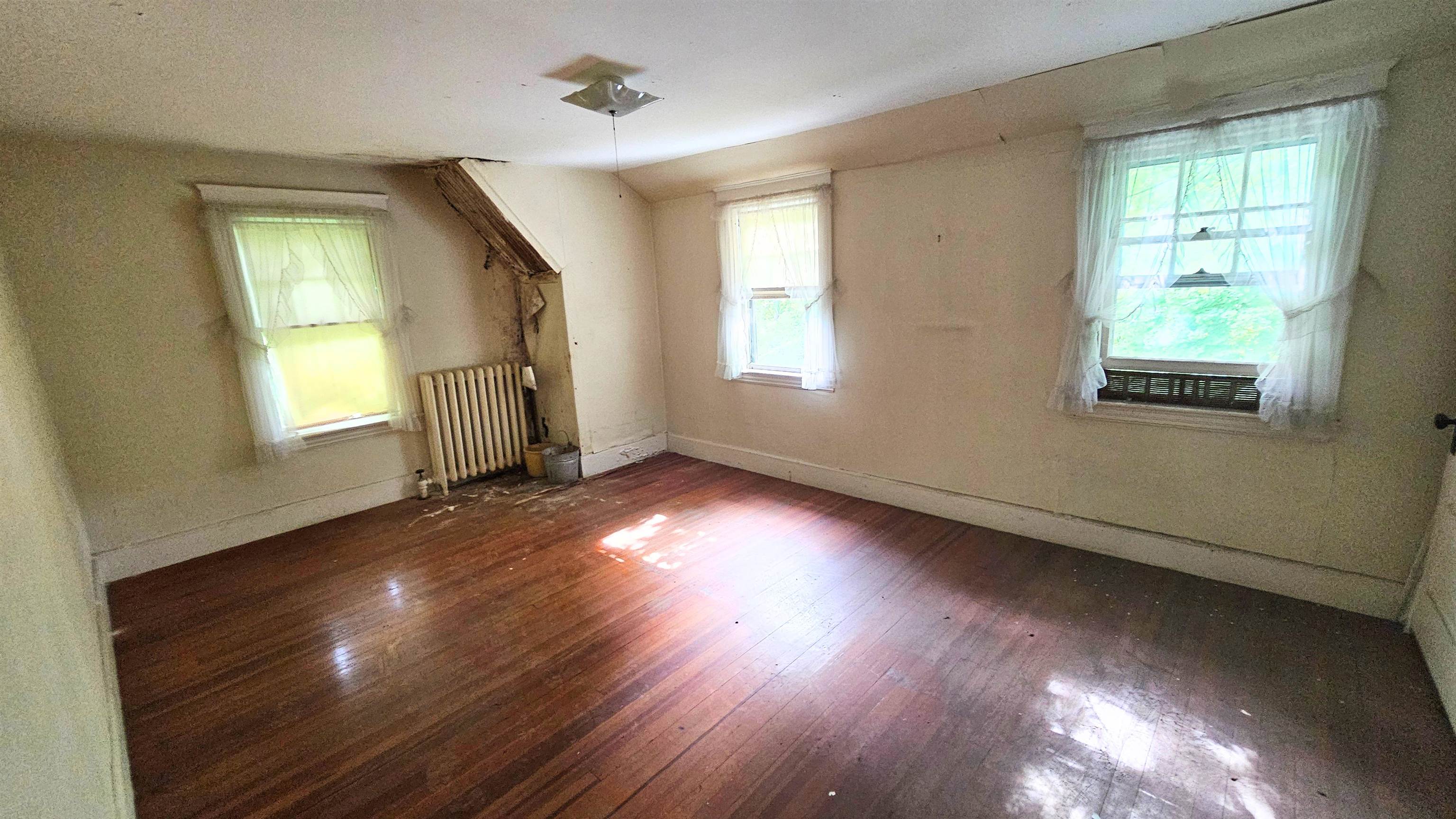 17 Clement Road Property Photo 14
