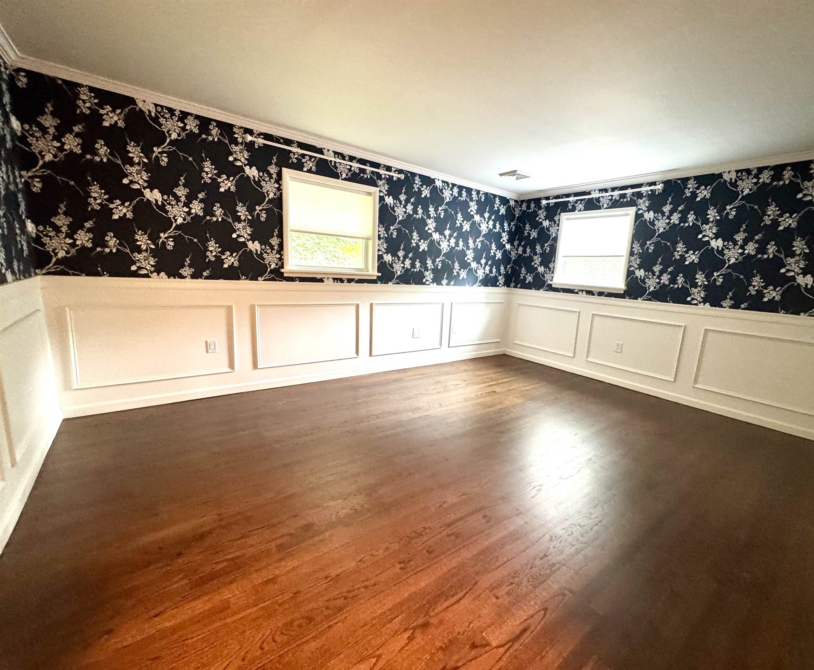 379 Pinehurst Drive Property Photo 13