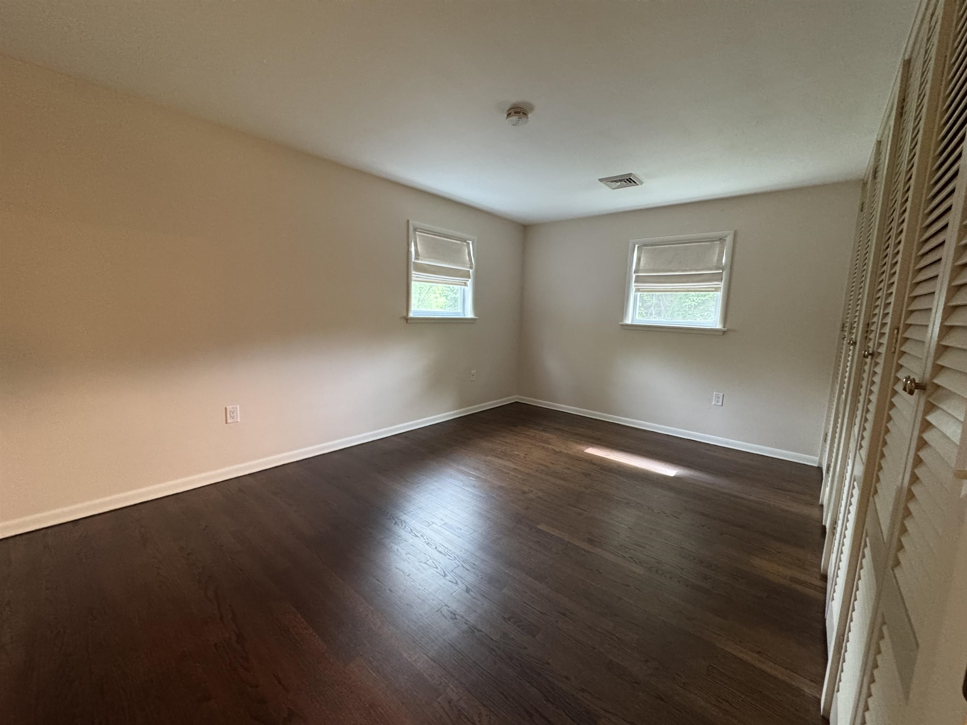 379 Pinehurst Drive Property Photo 18