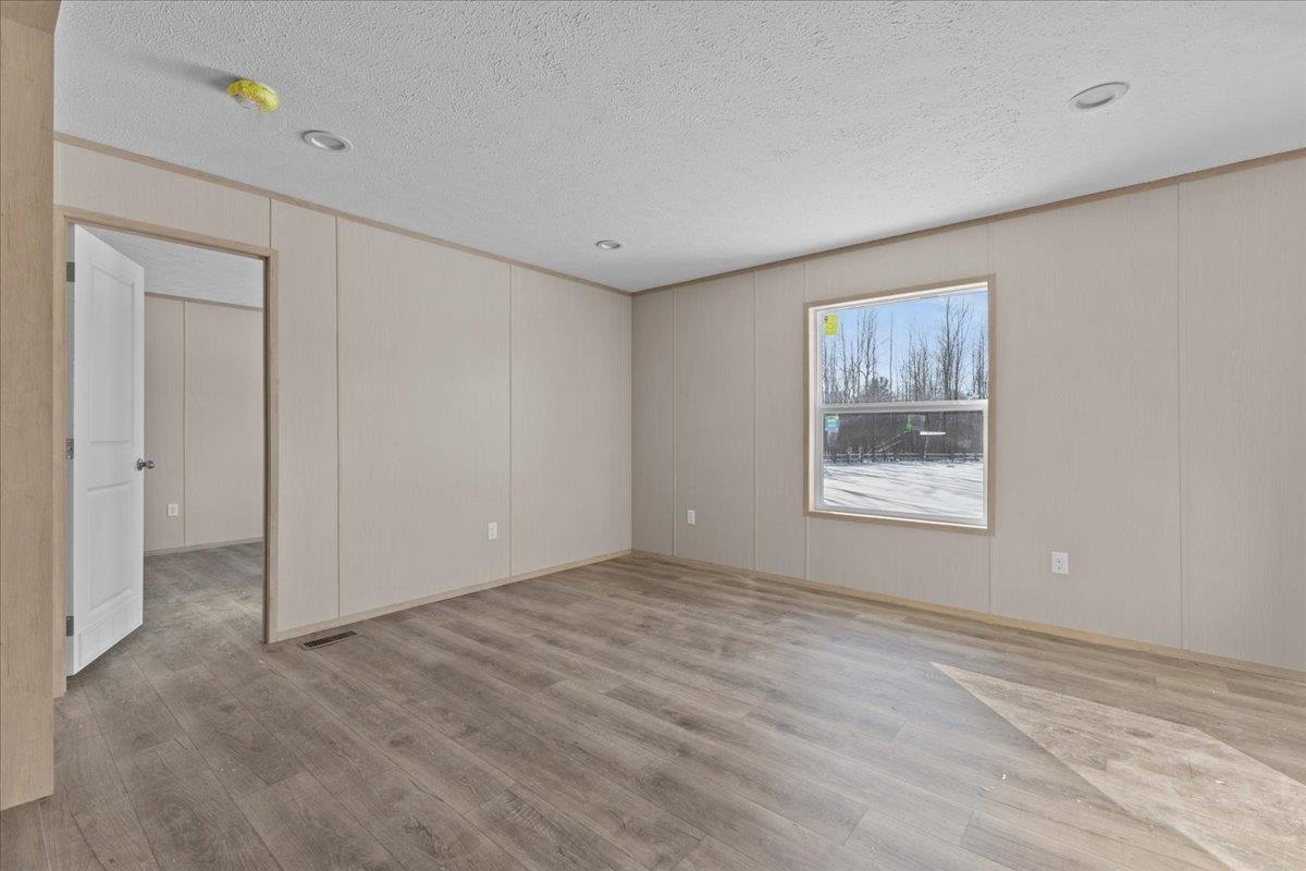 105 Meadow Run Property Photo 8