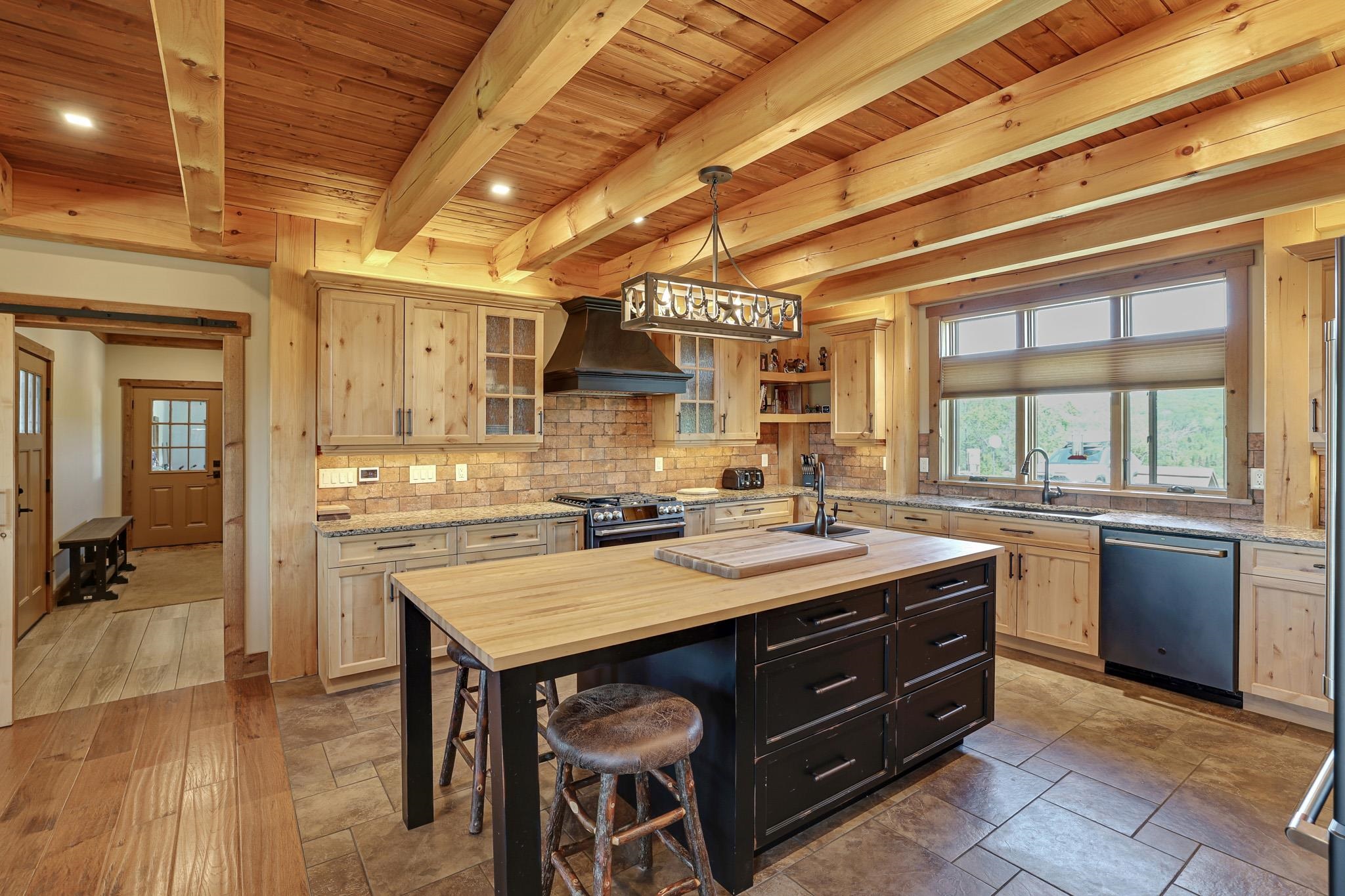 1276 Poginy Hill Road Property Photo 13