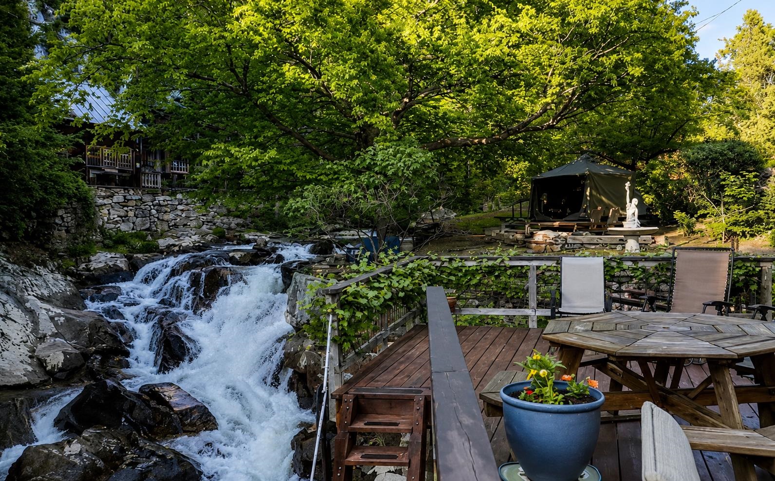 442 States Prison Hollow Road Property Photo 6