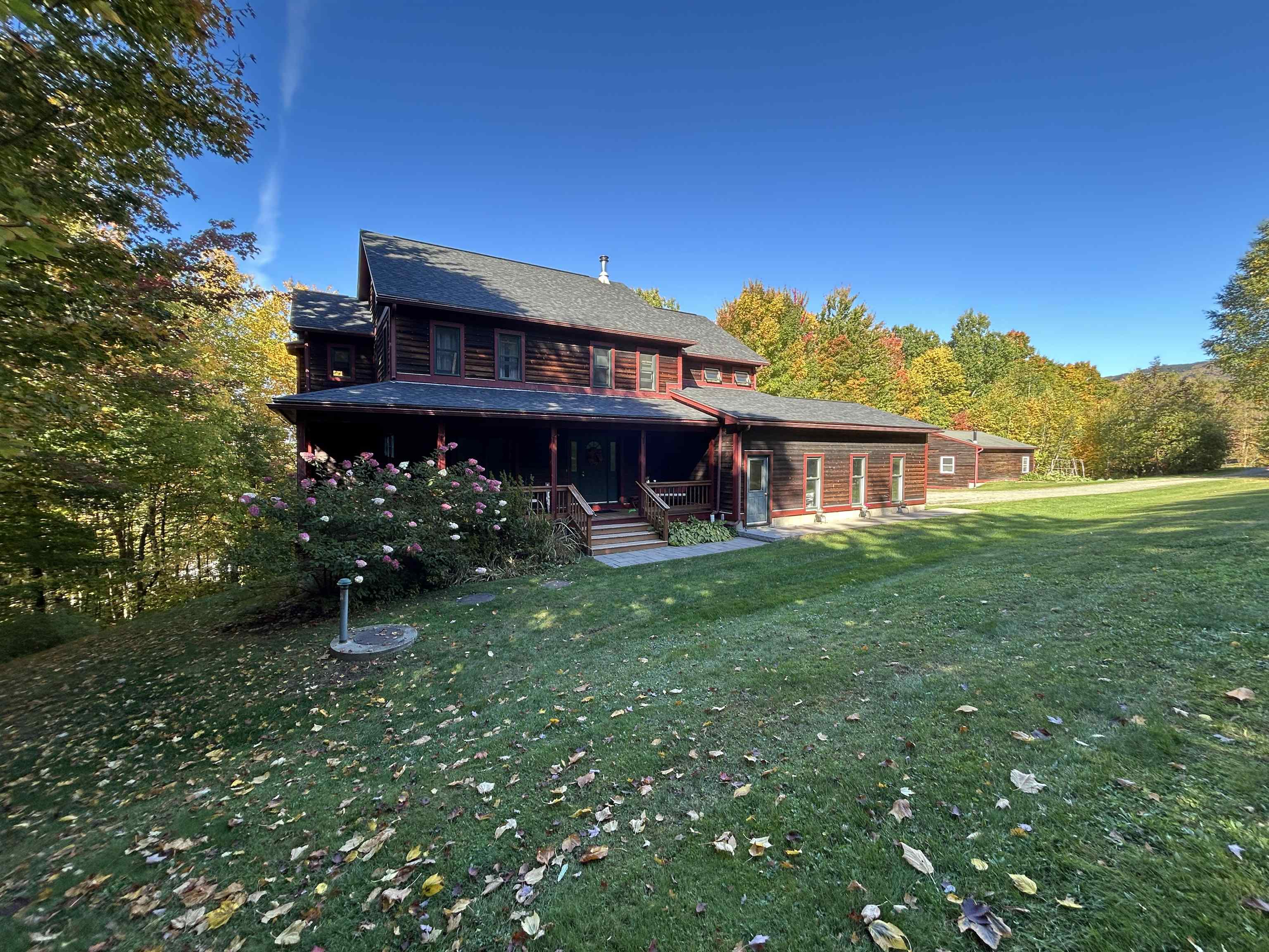 100 Overview Property Photo 1