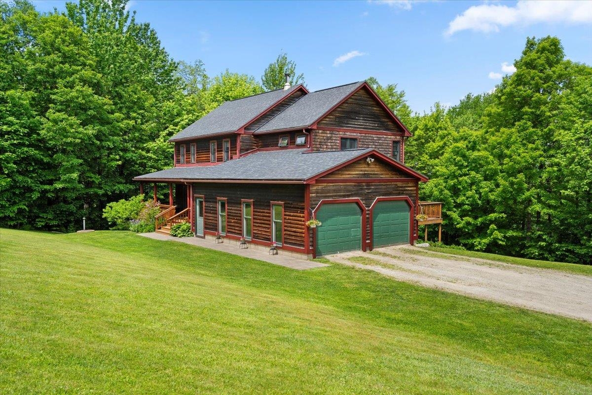 100 Overview Property Photo 5