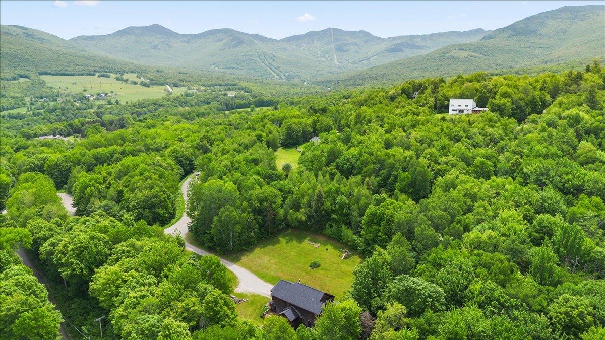 100 Overview Property Photo 7
