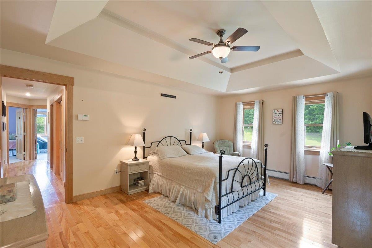 100 Overview Property Photo 23