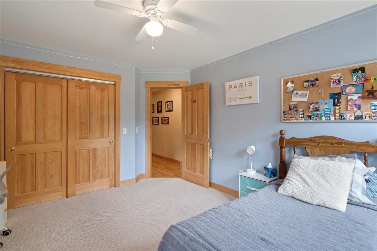 100 Overview Property Photo 30