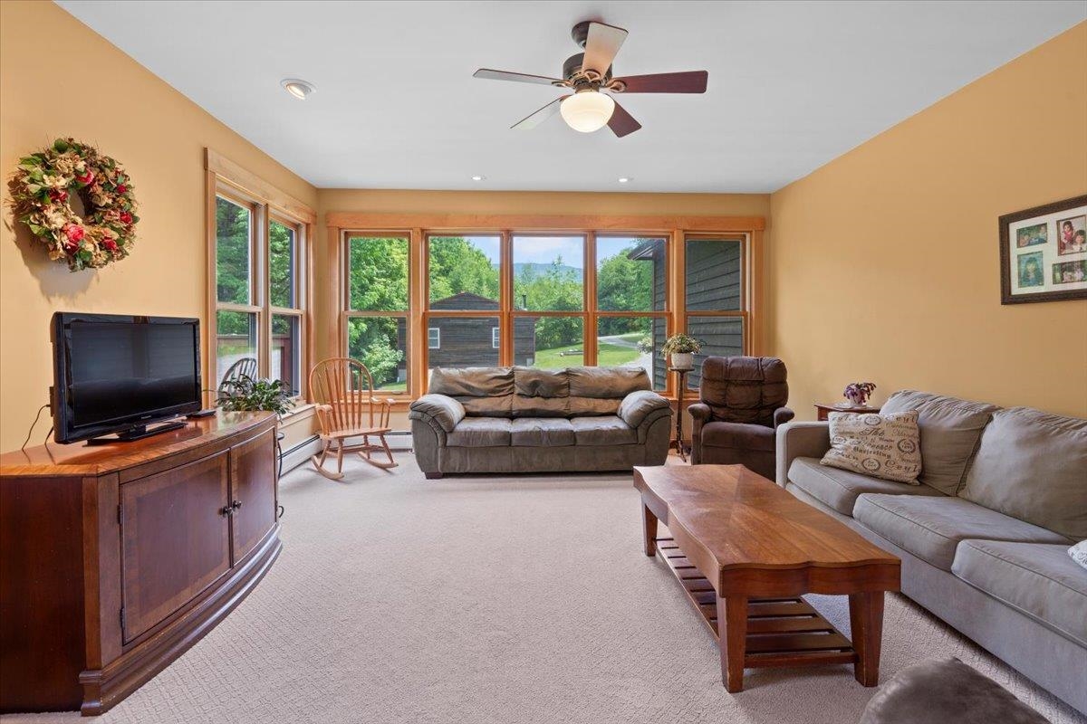 100 Overview Property Photo 37