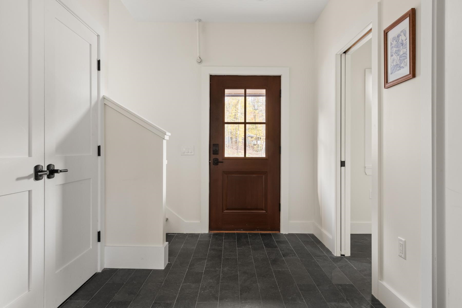 60-b Landing Circle Property Photo 19