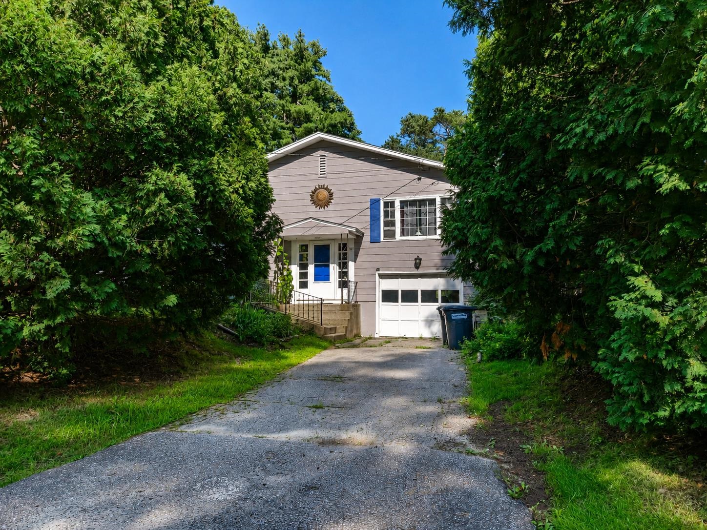 304 Stonybrook Drive Property Photo 1
