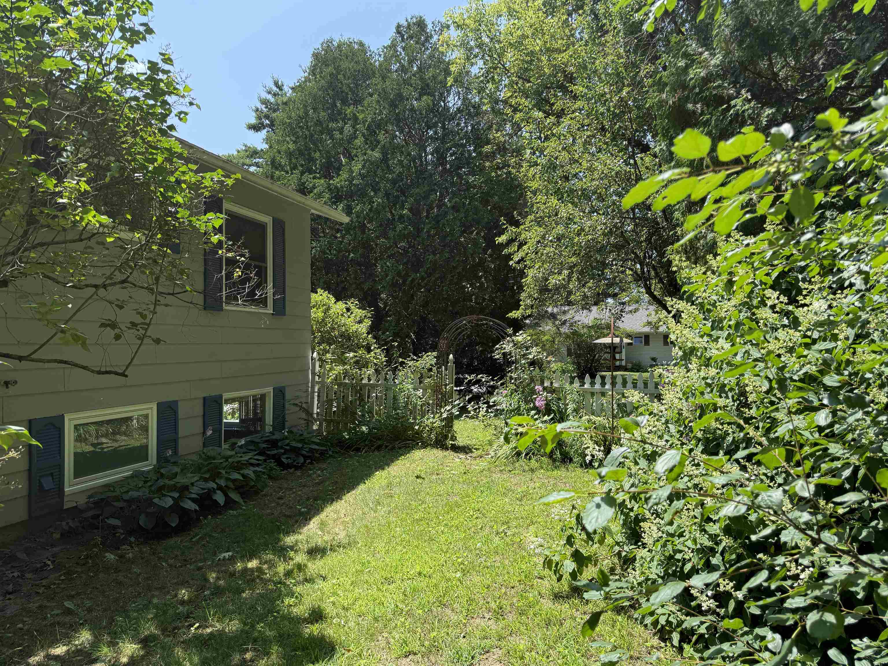 304 Stonybrook Drive Property Photo 13