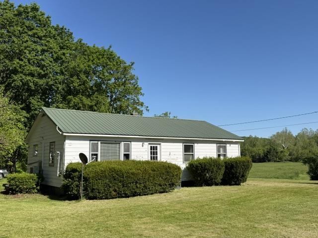 141 Roberts Avenue Property Photo 2