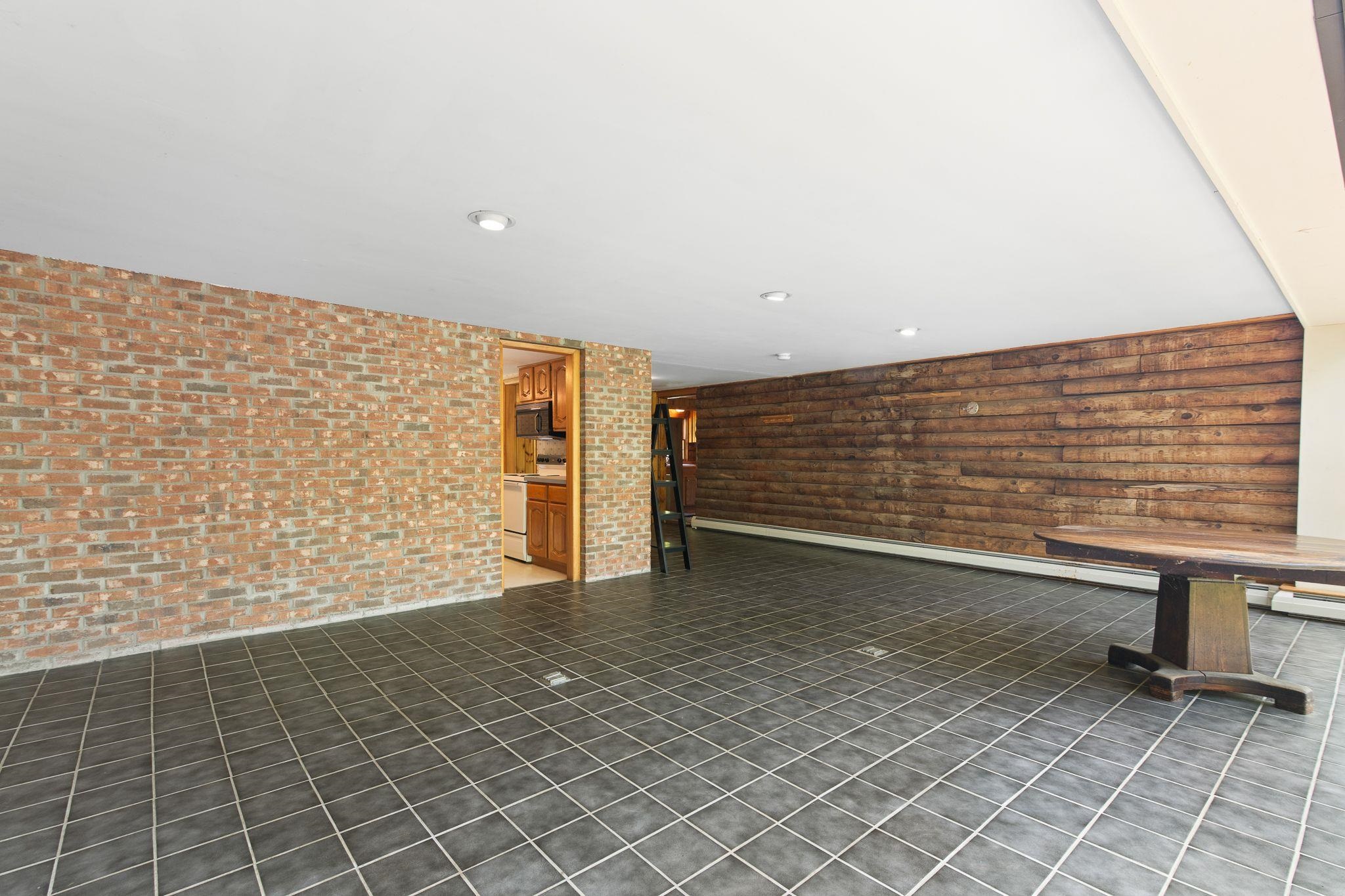 4303 Hinesburg Road Property Photo 6