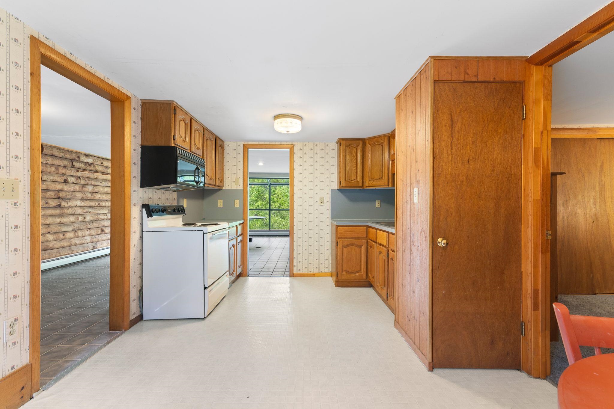 4303 Hinesburg Road Property Photo 11