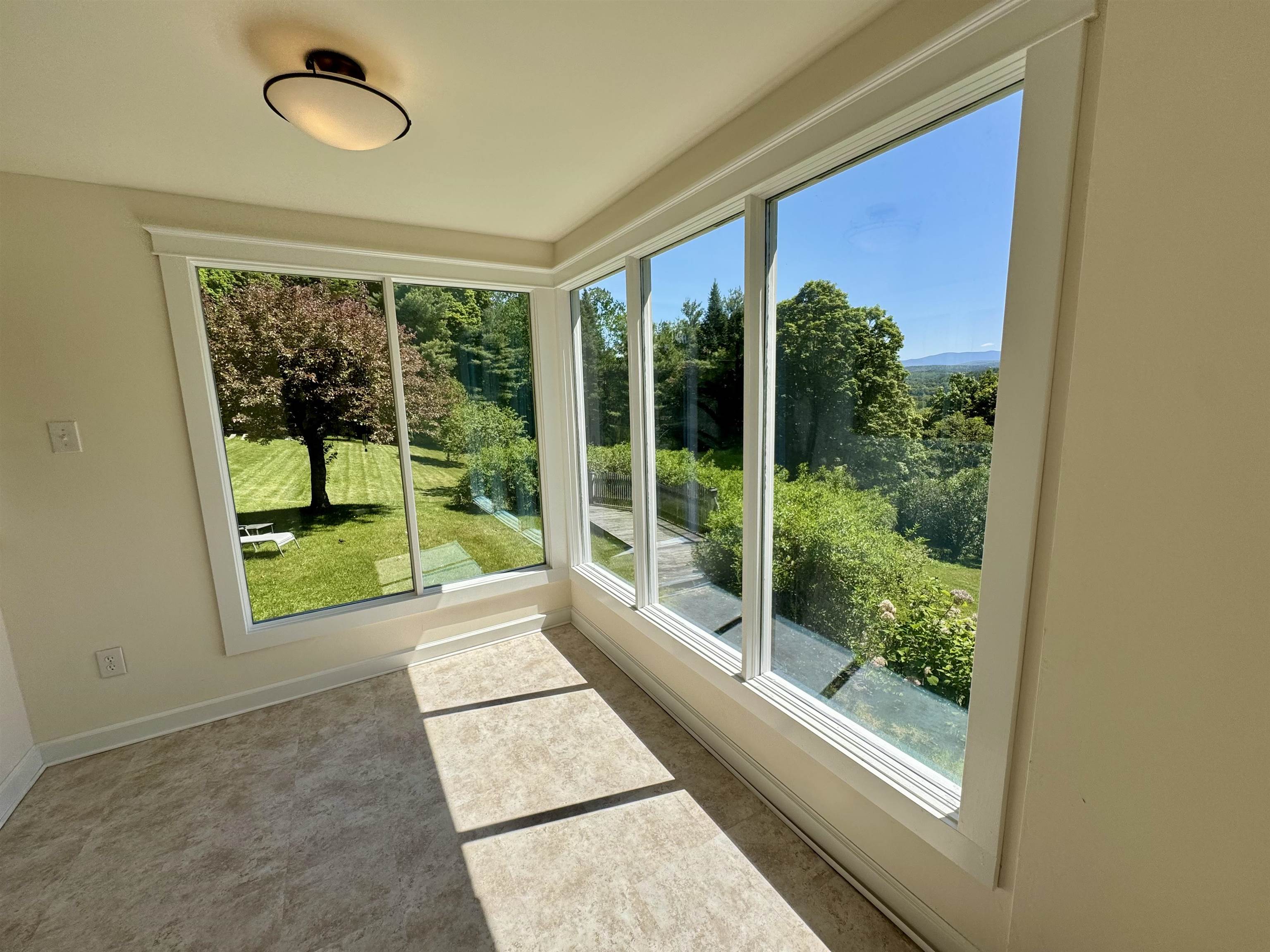 30 Summer Street Property Photo 10
