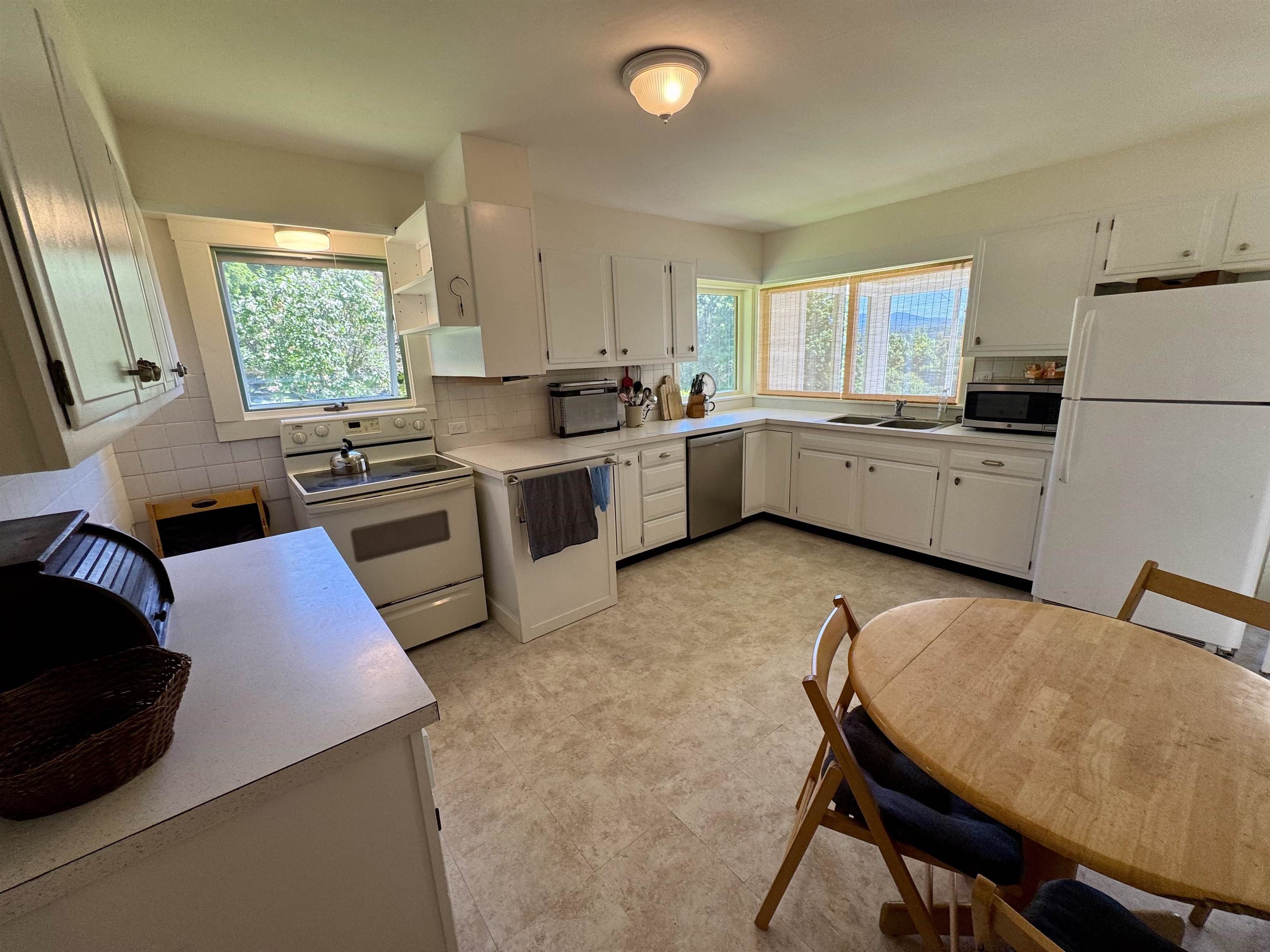 30 Summer Street Property Photo 13