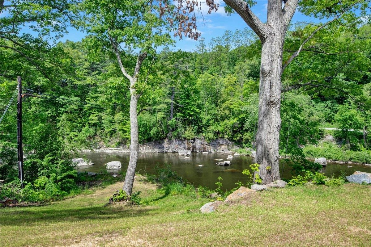 7 River Street Property Photo 28