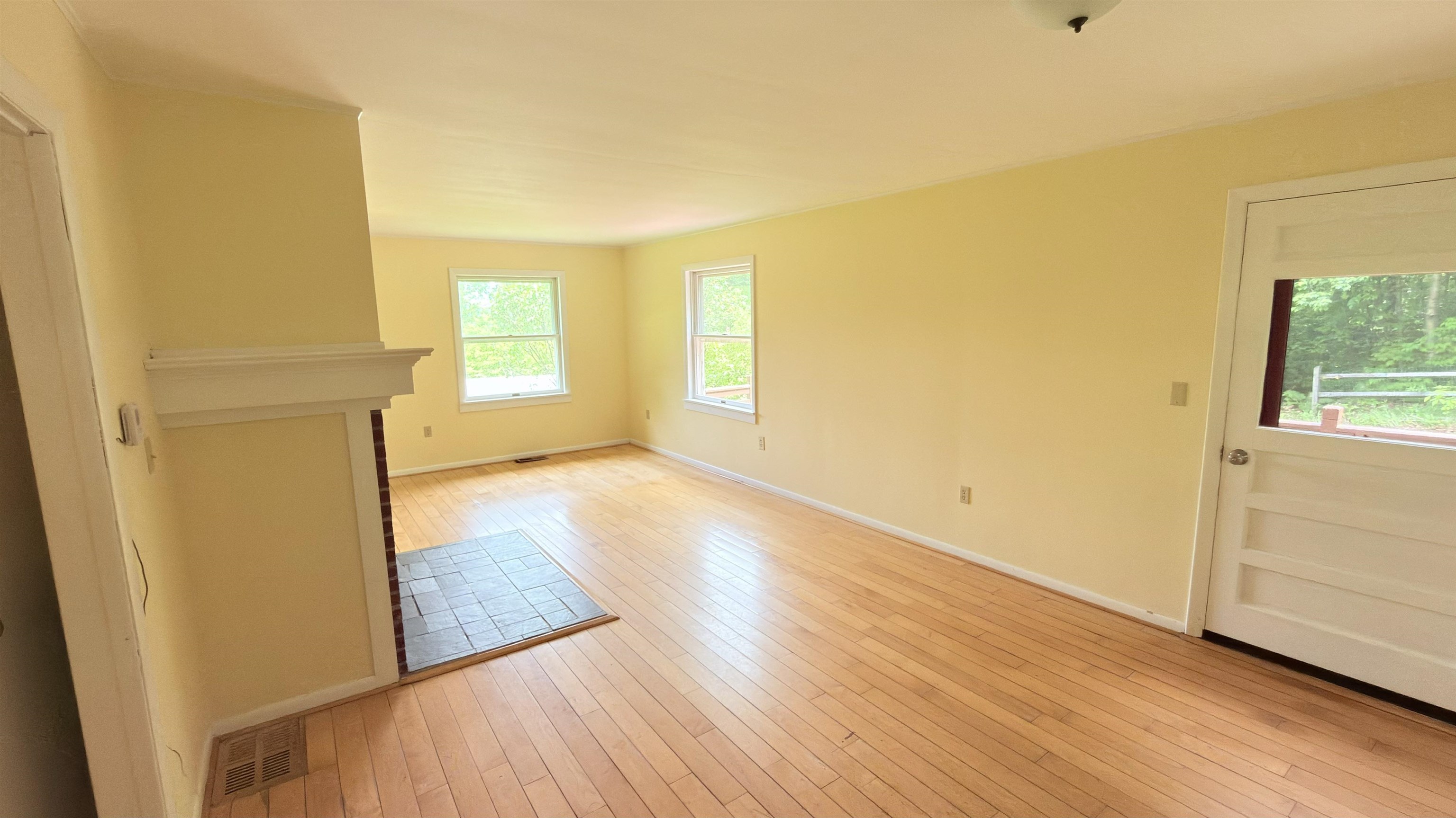 699 Glenbrook Road Property Photo 14