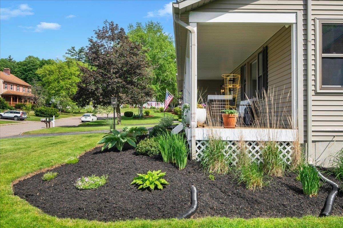 90 Field Green Drive Property Photo 8