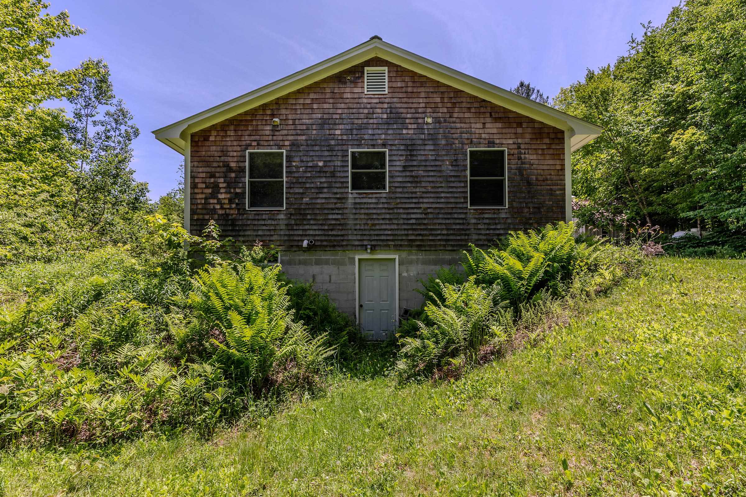 494 West River Road Property Photo 14