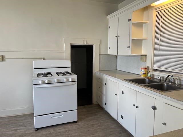 131,133,141 Green Street Property Photo 6