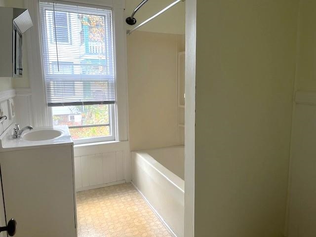 131,133,141 Green Street Property Photo 18