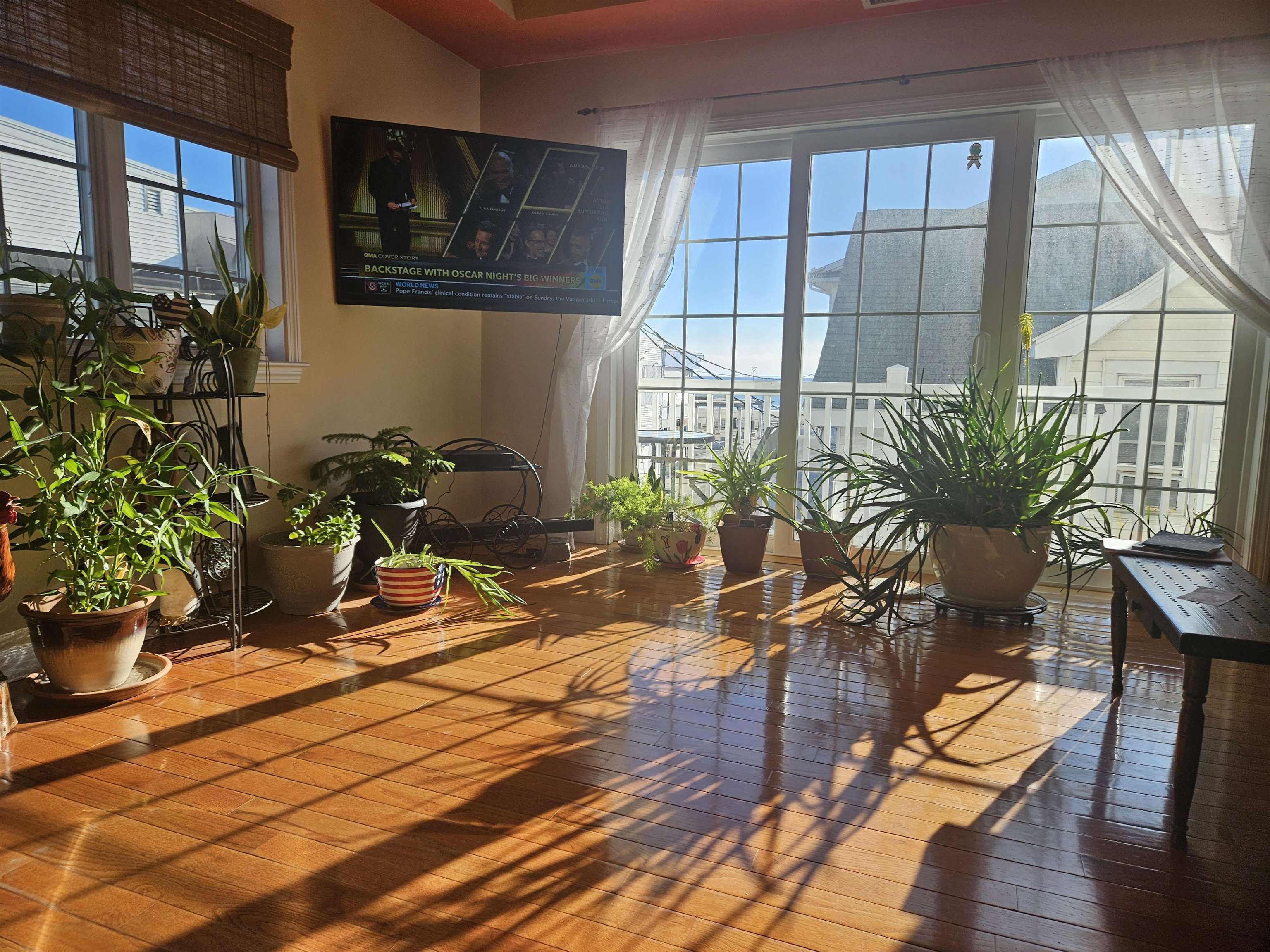 7 F Street Property Photo 2