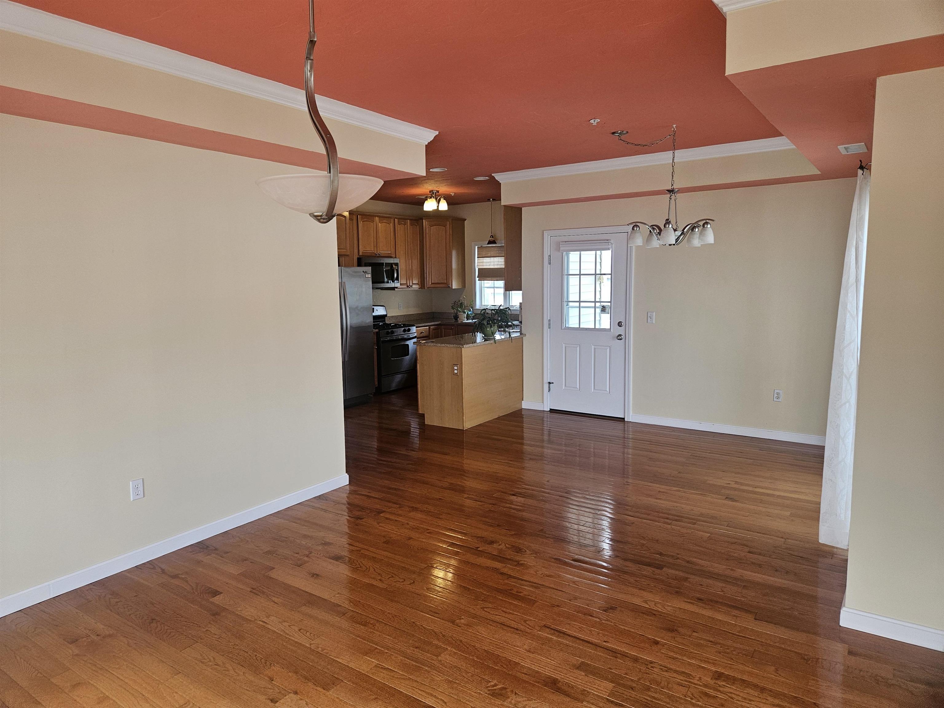 7 F Street Property Photo 8