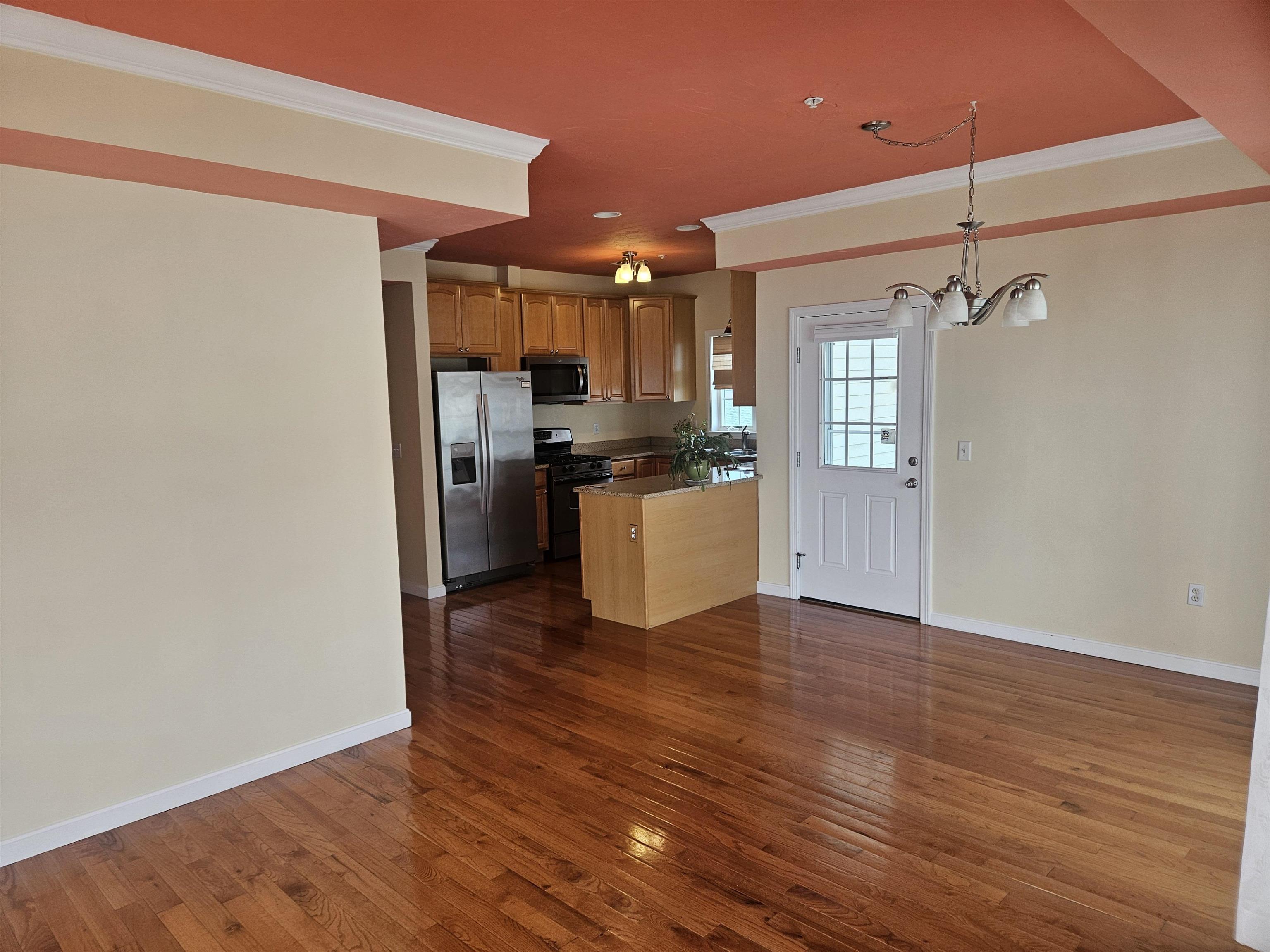 7 F Street Property Photo 13