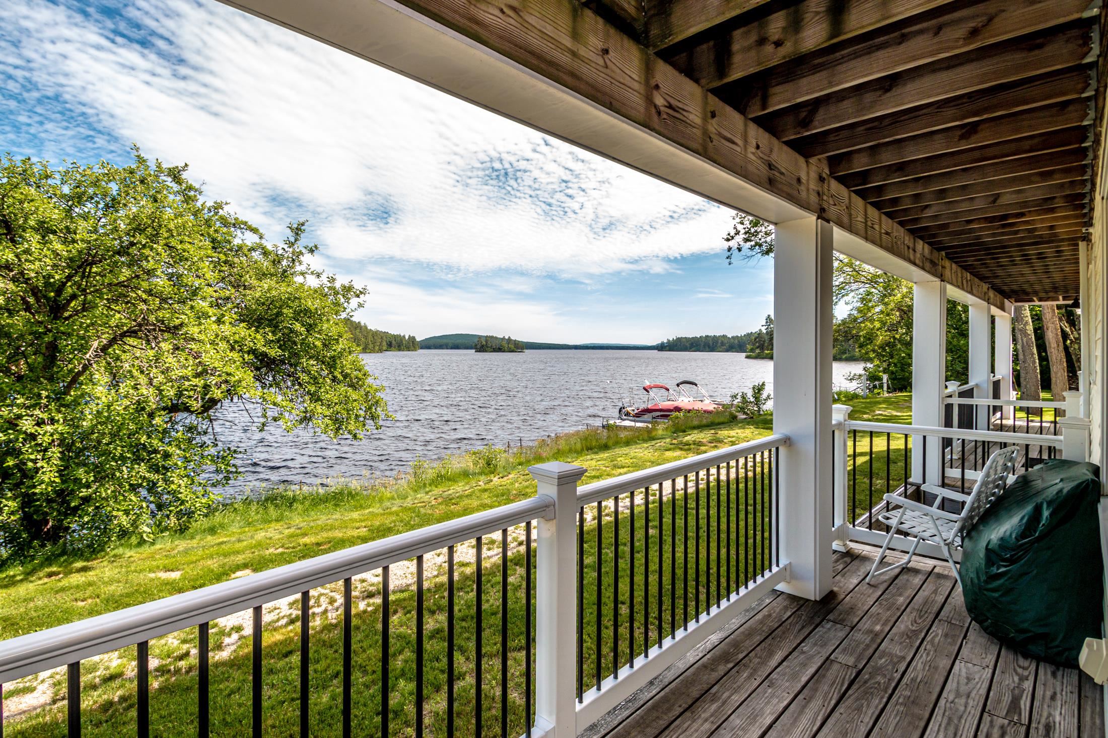 1374 Village Road Property Photo 5