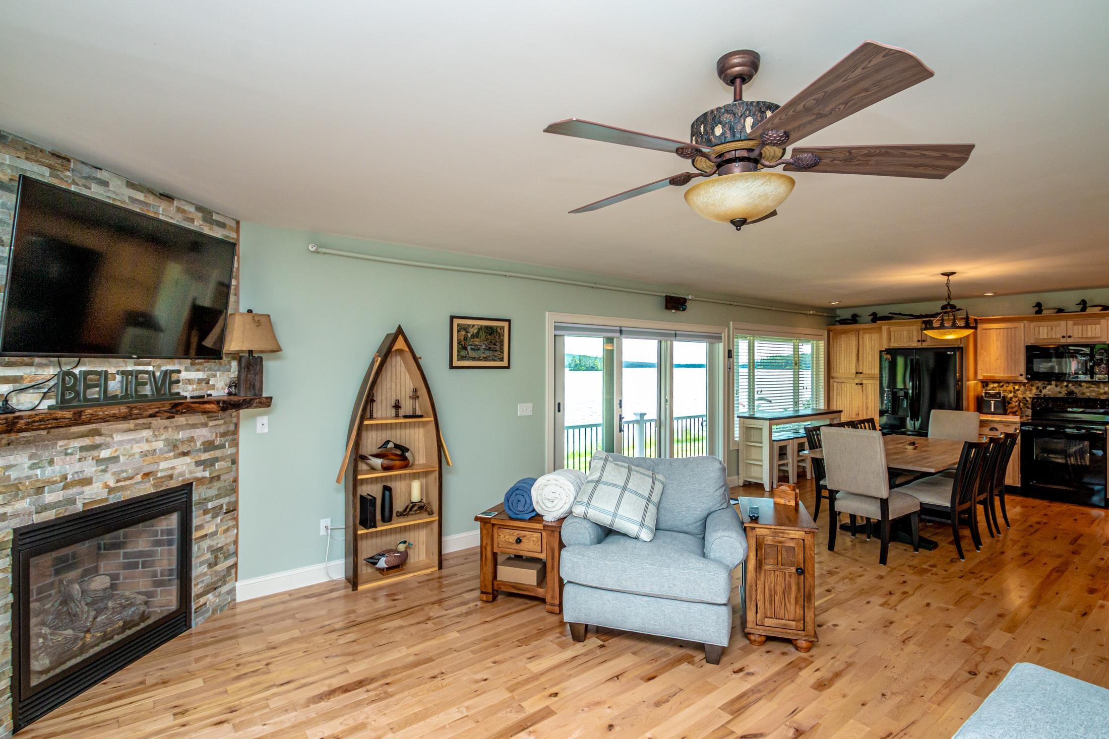 1374 Village Road Property Photo 6
