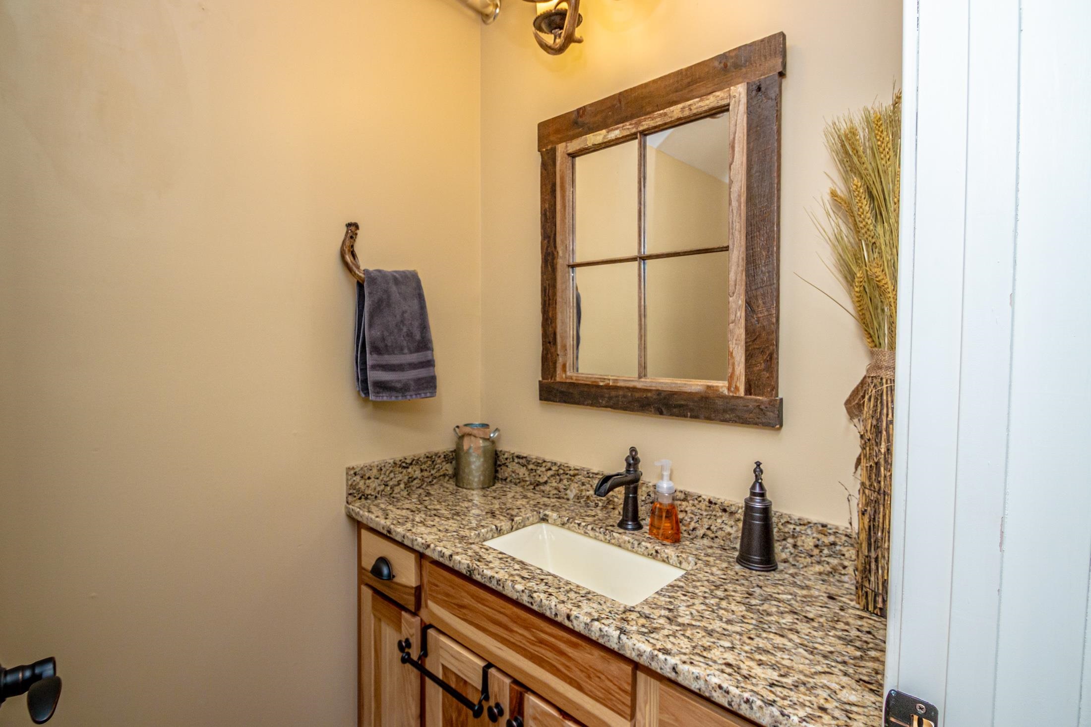 1374 Village Road Property Photo 16