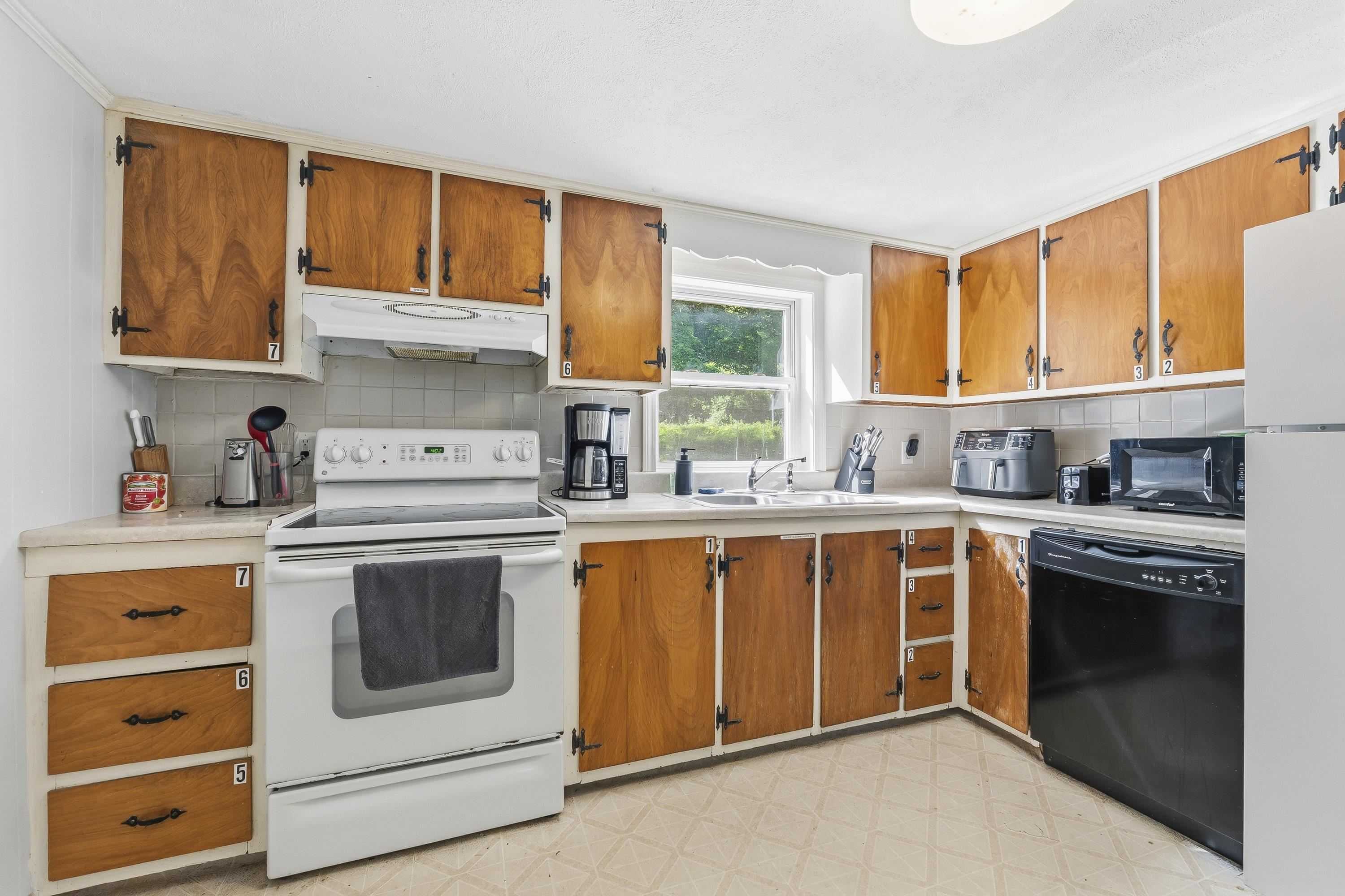 7 Berry Road Property Photo 39