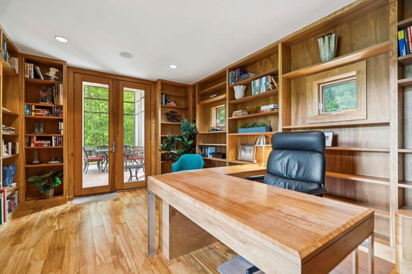 655 Squirrel Hollow Road Property Photo 14
