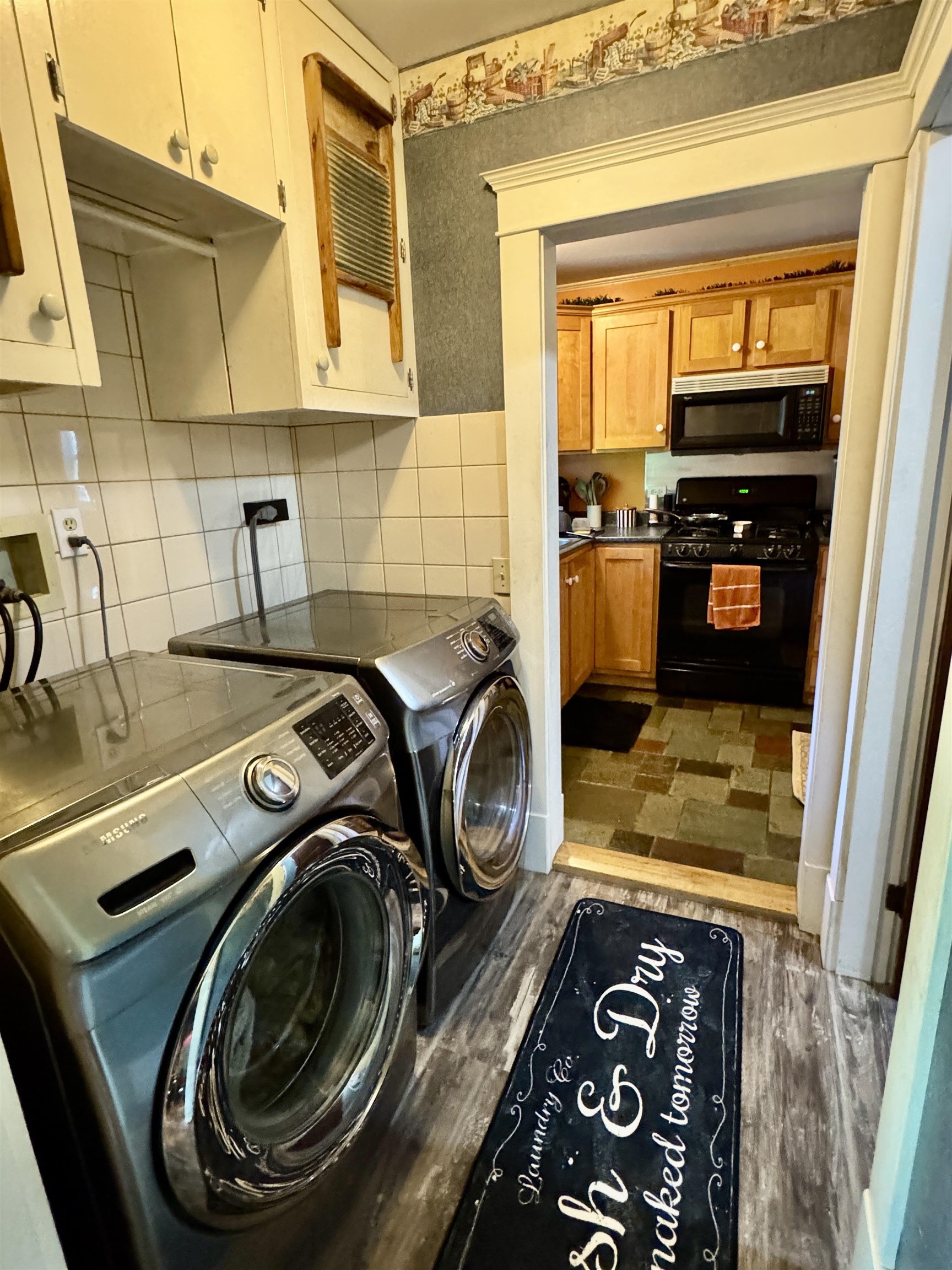 335 Caswell Avenue Property Photo 20