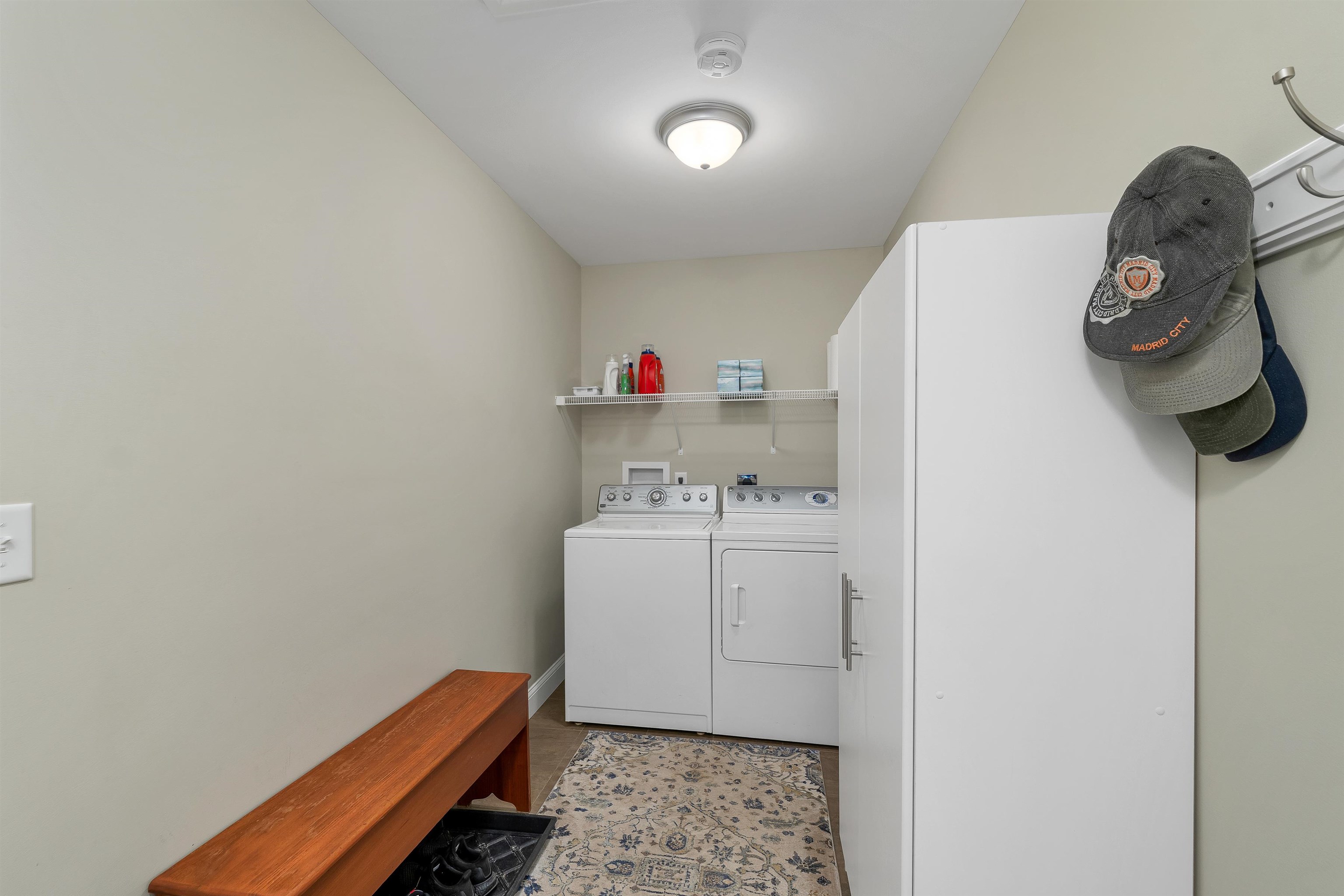 16 Palm Lane Property Photo 8