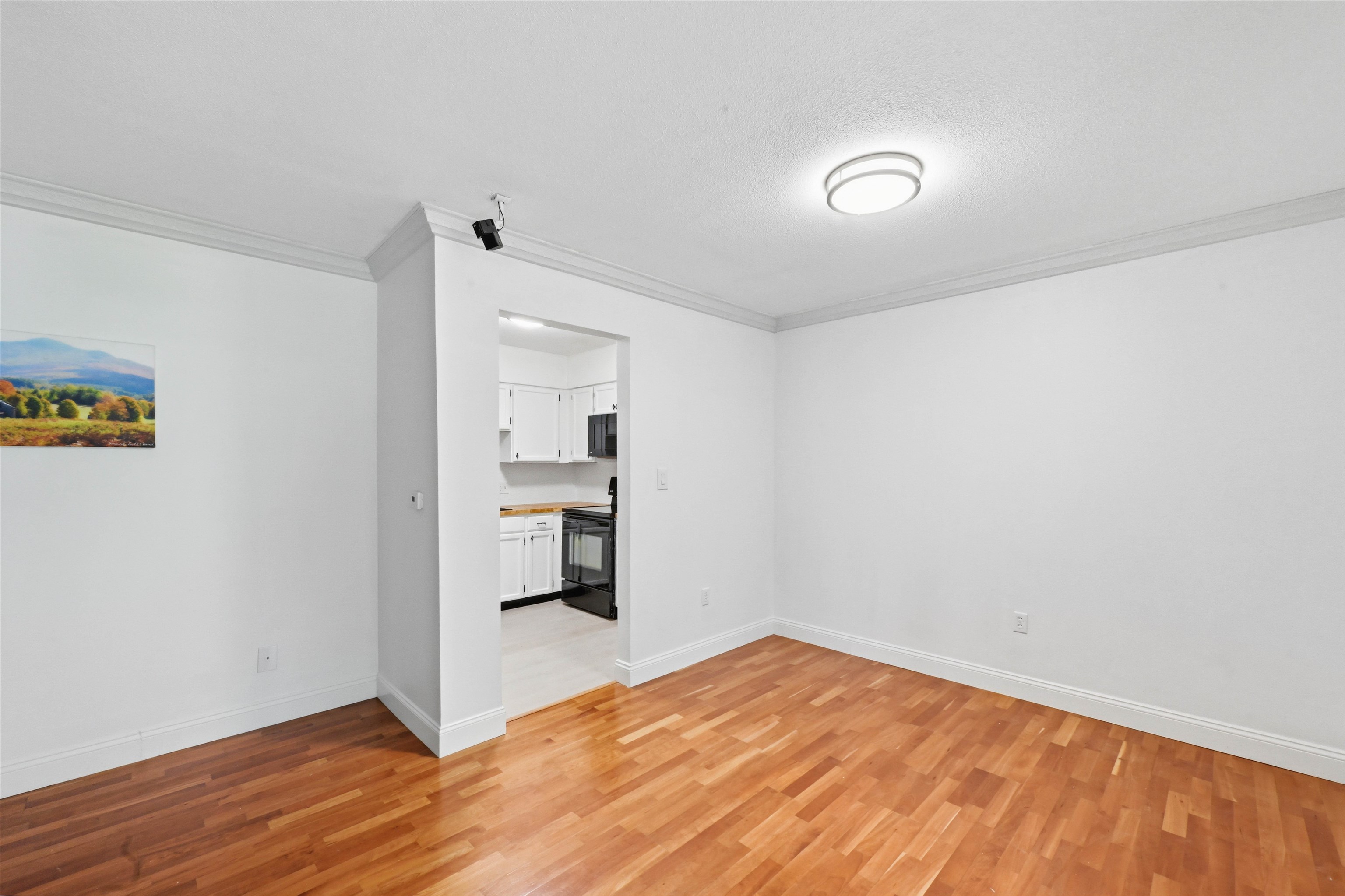 100 Kennedy Drive Property Photo 7