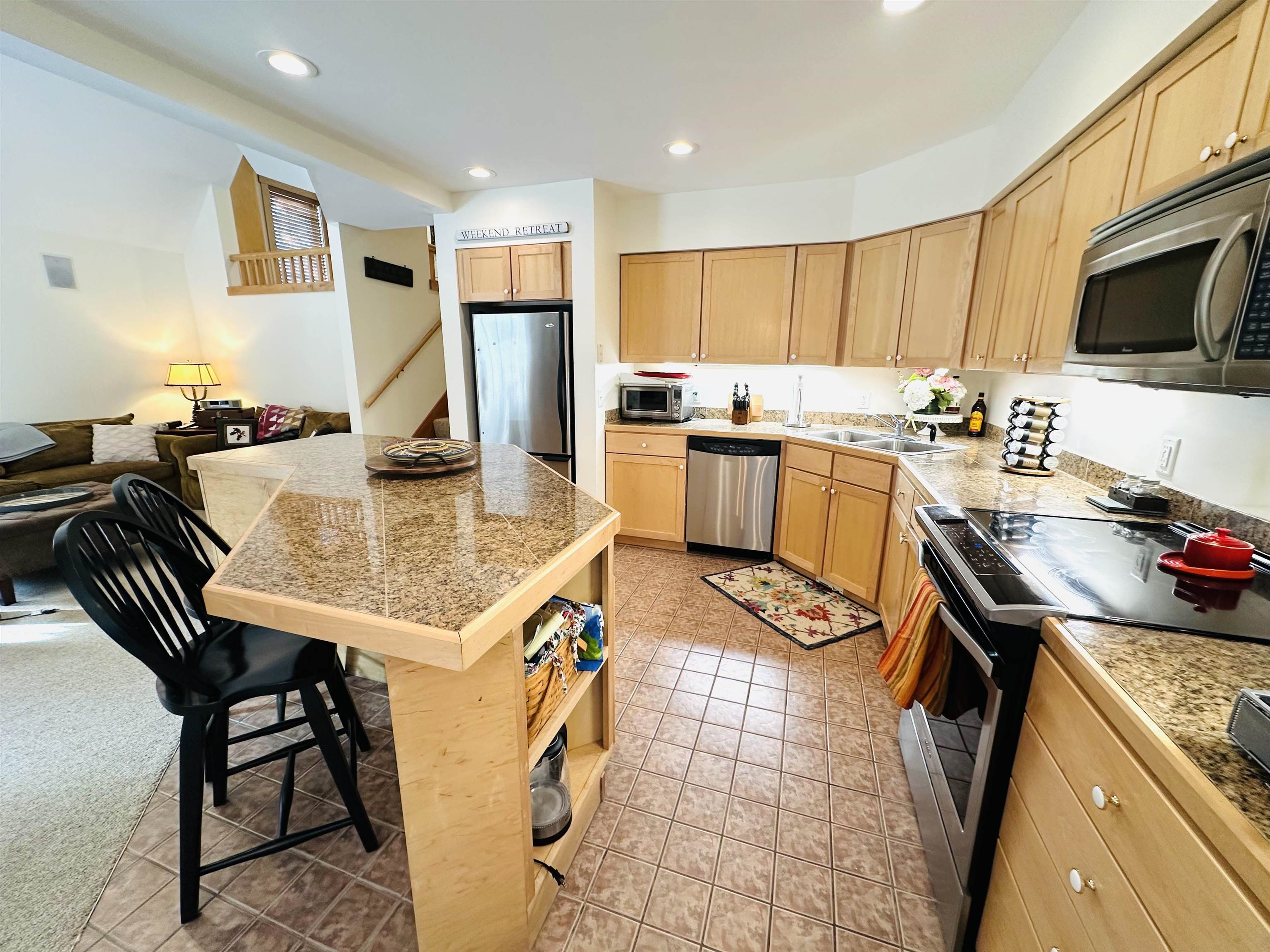 39 B Kingswood Road Property Photo 8