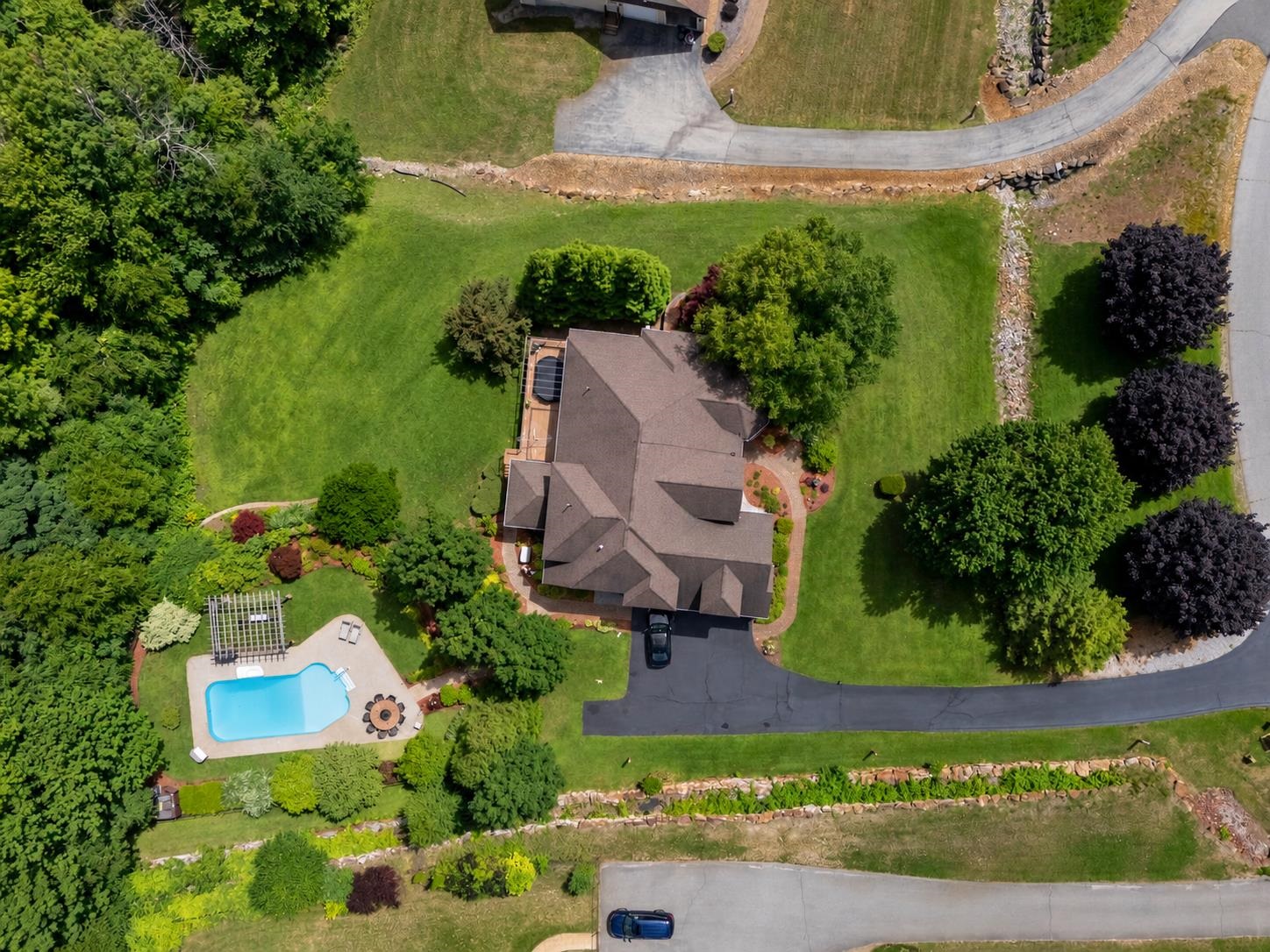 12 Rachel Way Property Photo 2