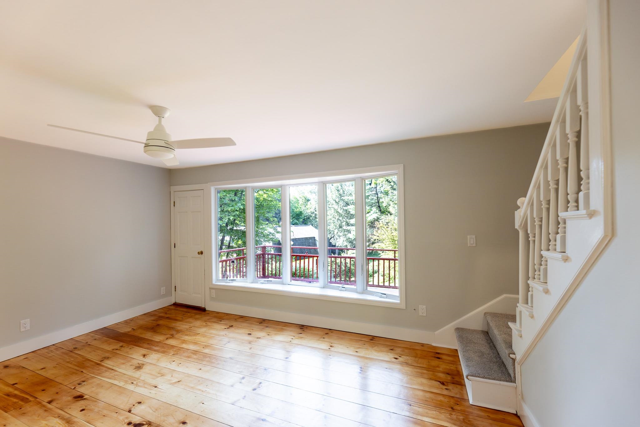 826 Hard Road Property Photo 5