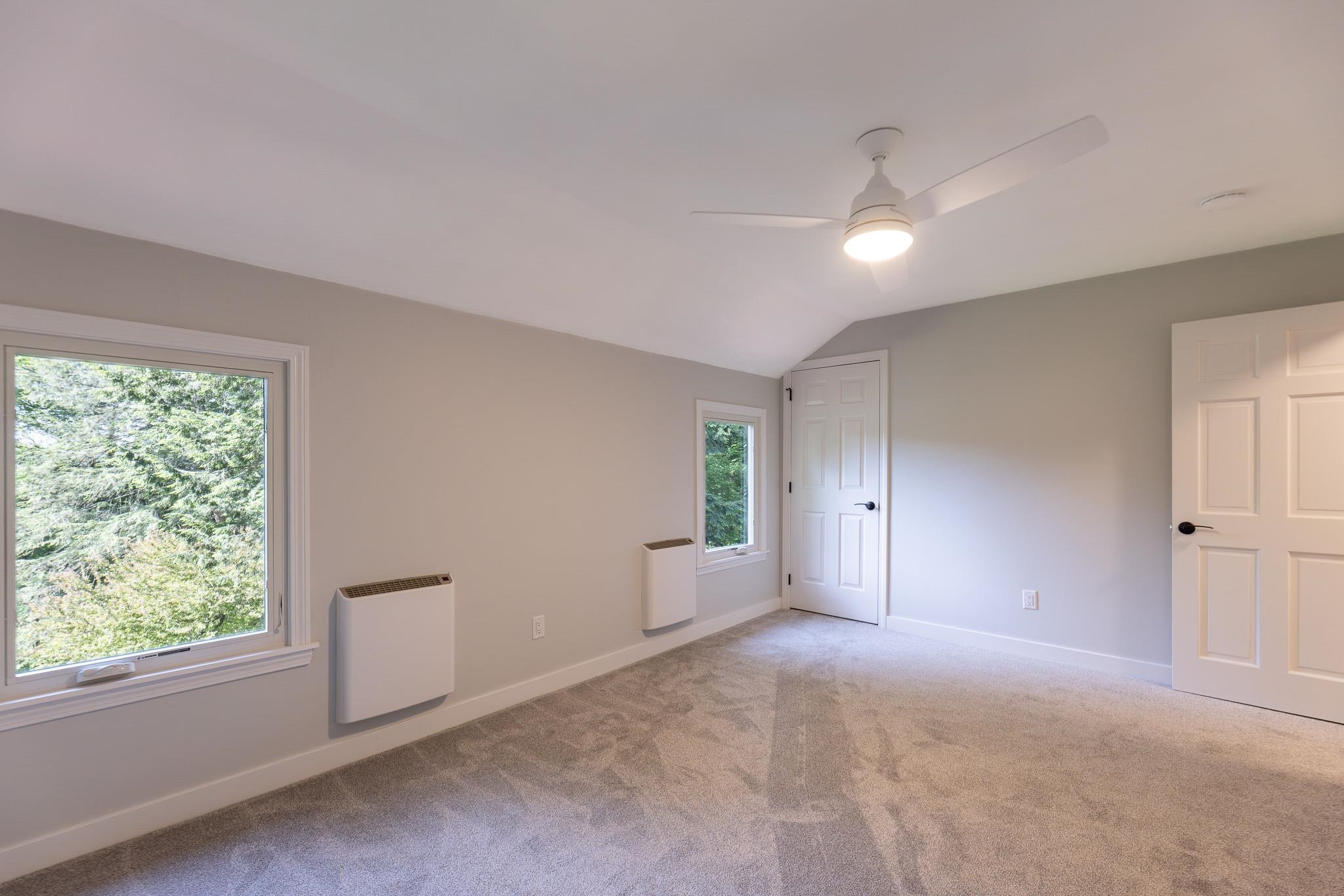 826 Hard Road Property Photo 10
